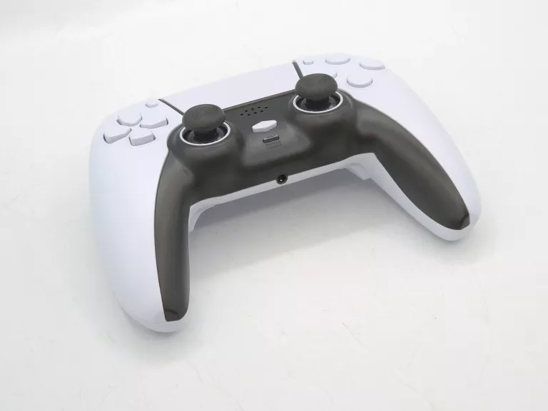 pad-bezprzewodowy-battletron-7501859-bialy-pcps4nintendo-sposob-podlaczenia-210654-2