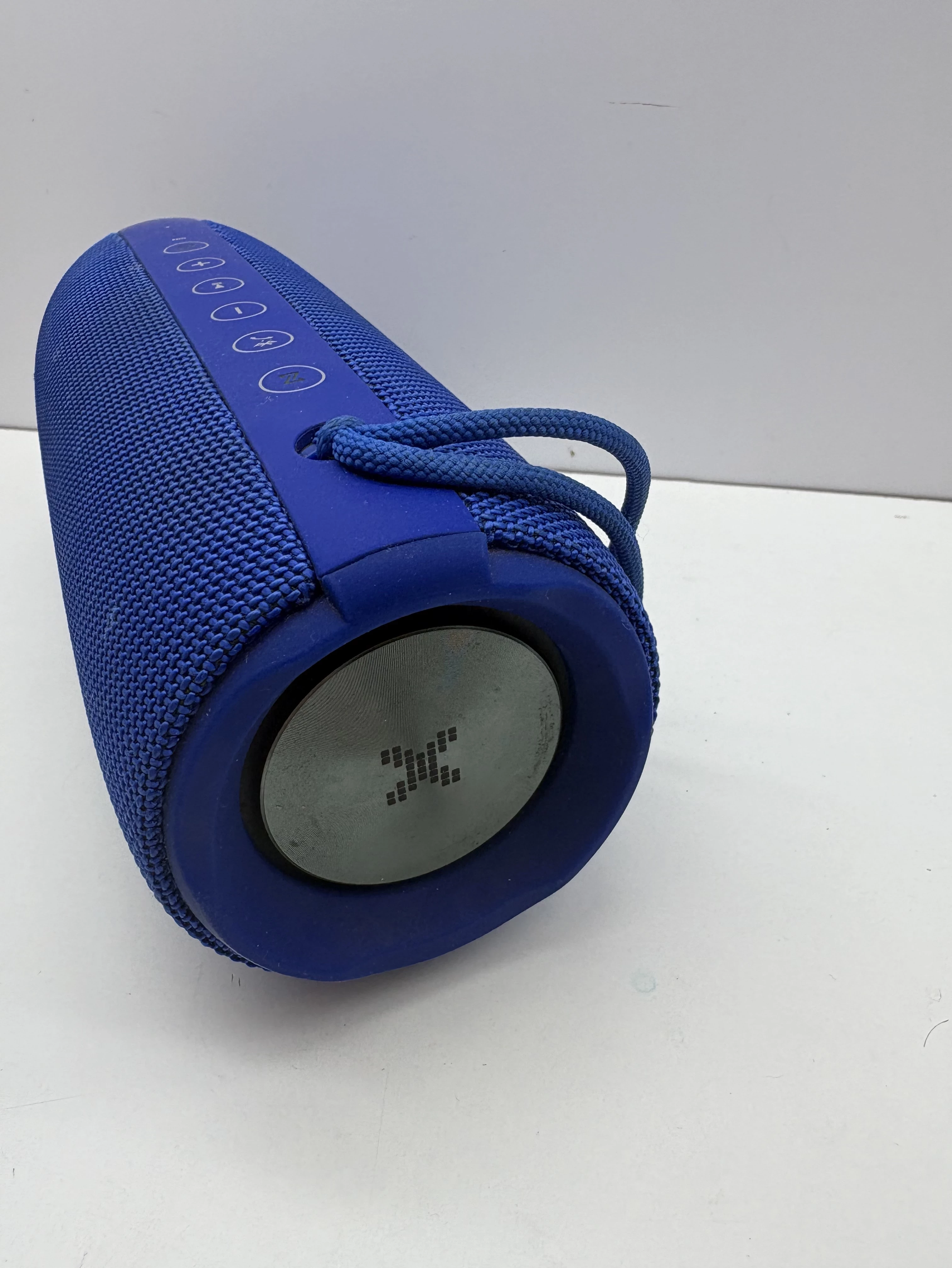 glosnik-niebieski-xmusic-ipx46-bts800b-moc-2000