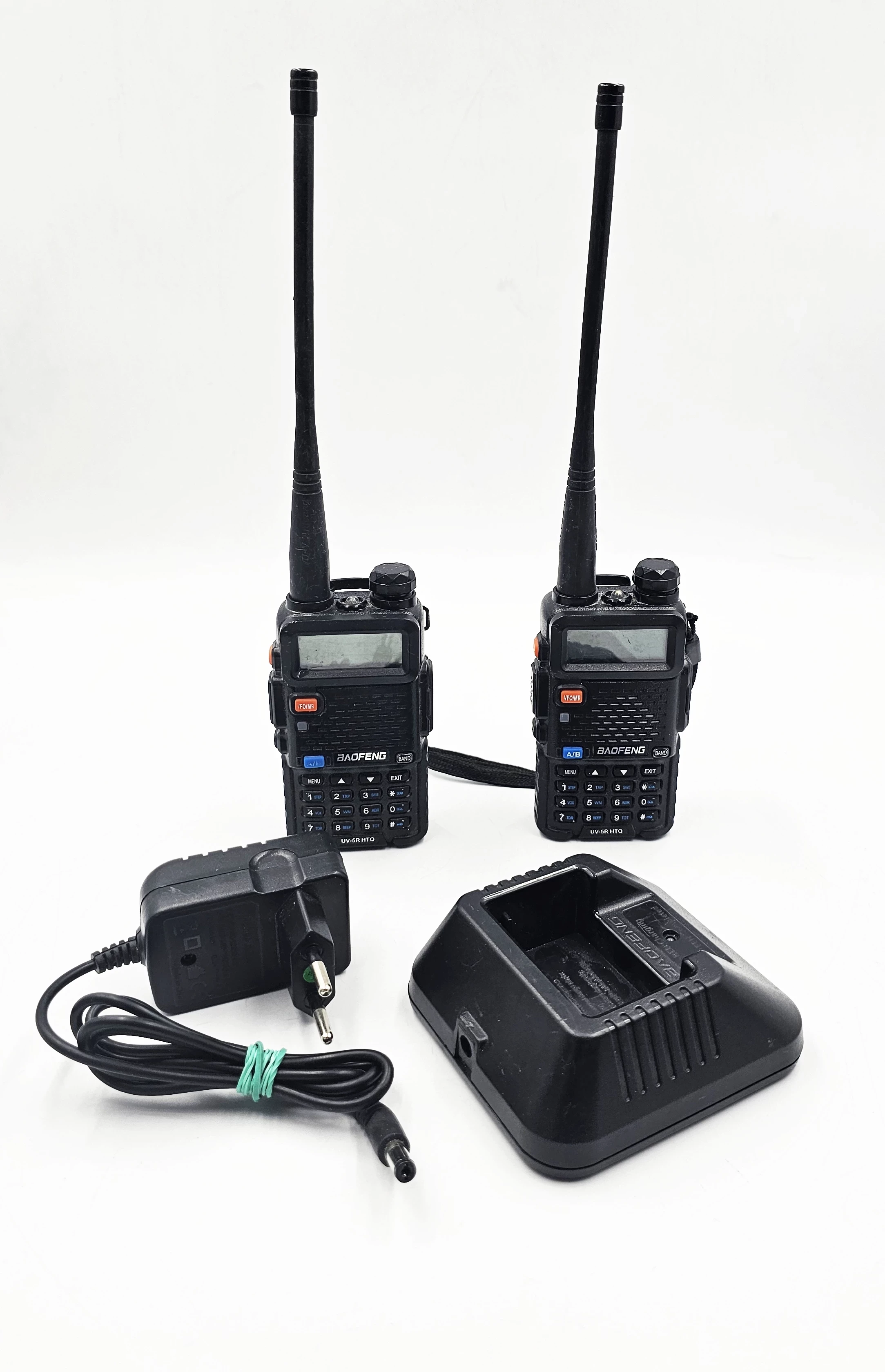 zestaw-krotkofalowek-baofeng-uv-5r-htq-ladowarka-ean-gtin-5903815492617