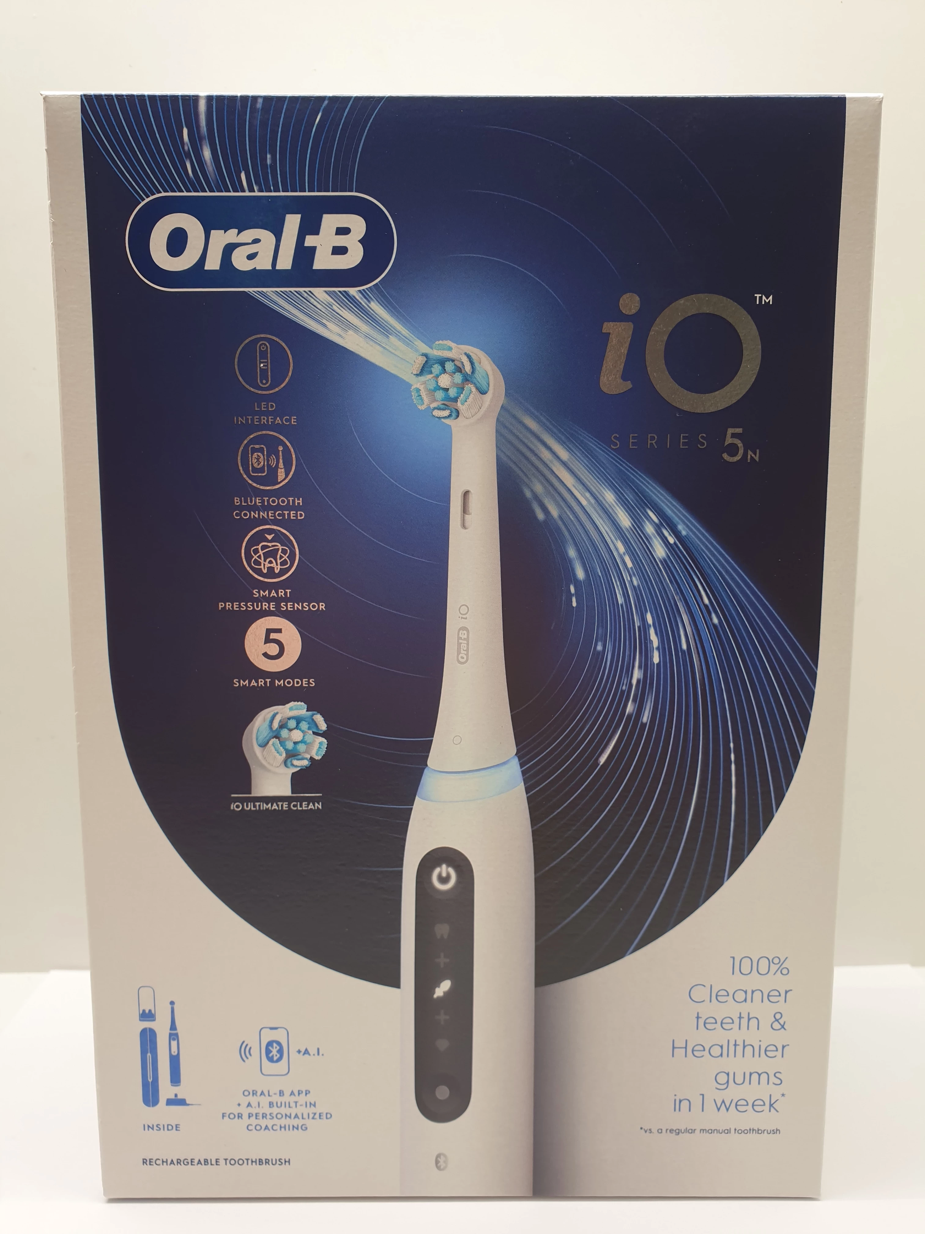 elektryczna-szczoteczka-do-zebow-oral-b-io5n-biala-io-5n-stan-11323-1
