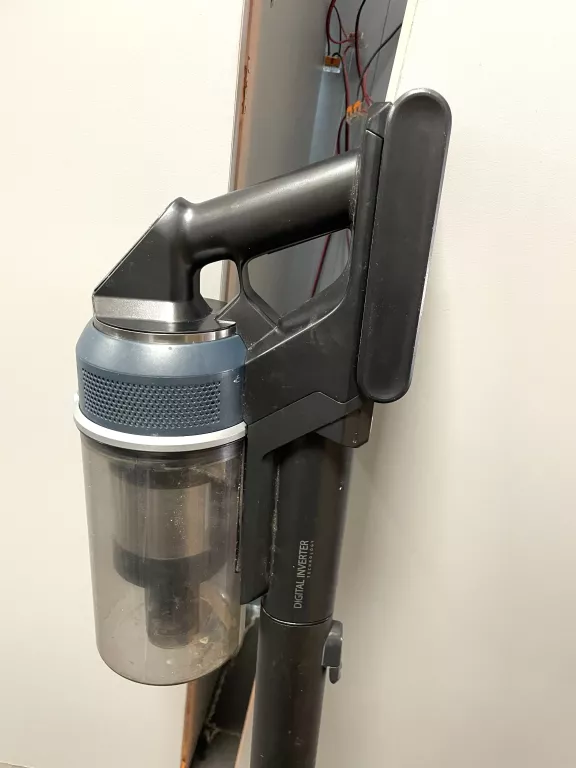 odkurzacz-samsung-vs20c852ftbsiatka-czas-pracy-bezprzewodowej-60