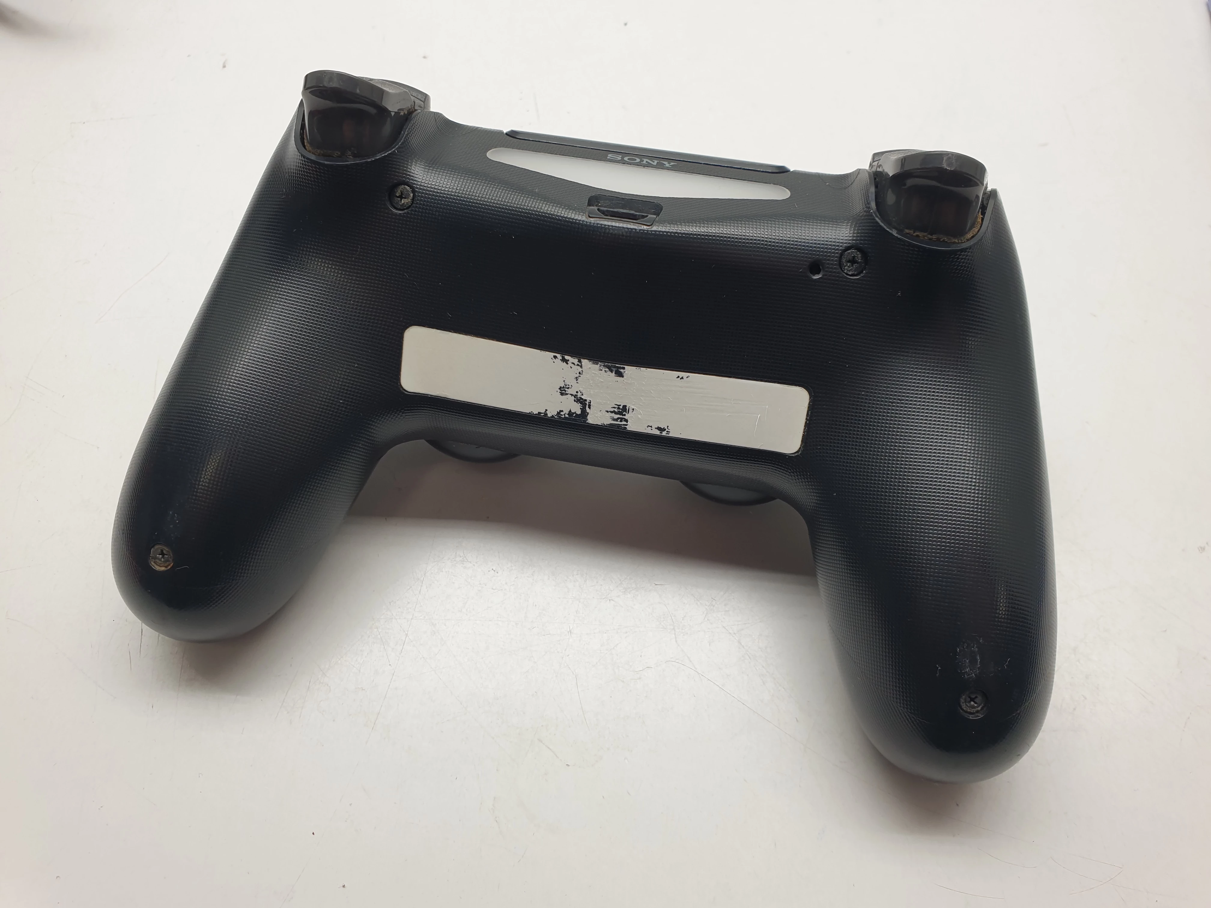 konsola-sony-playstation-4-ps4-wersja-130590-1