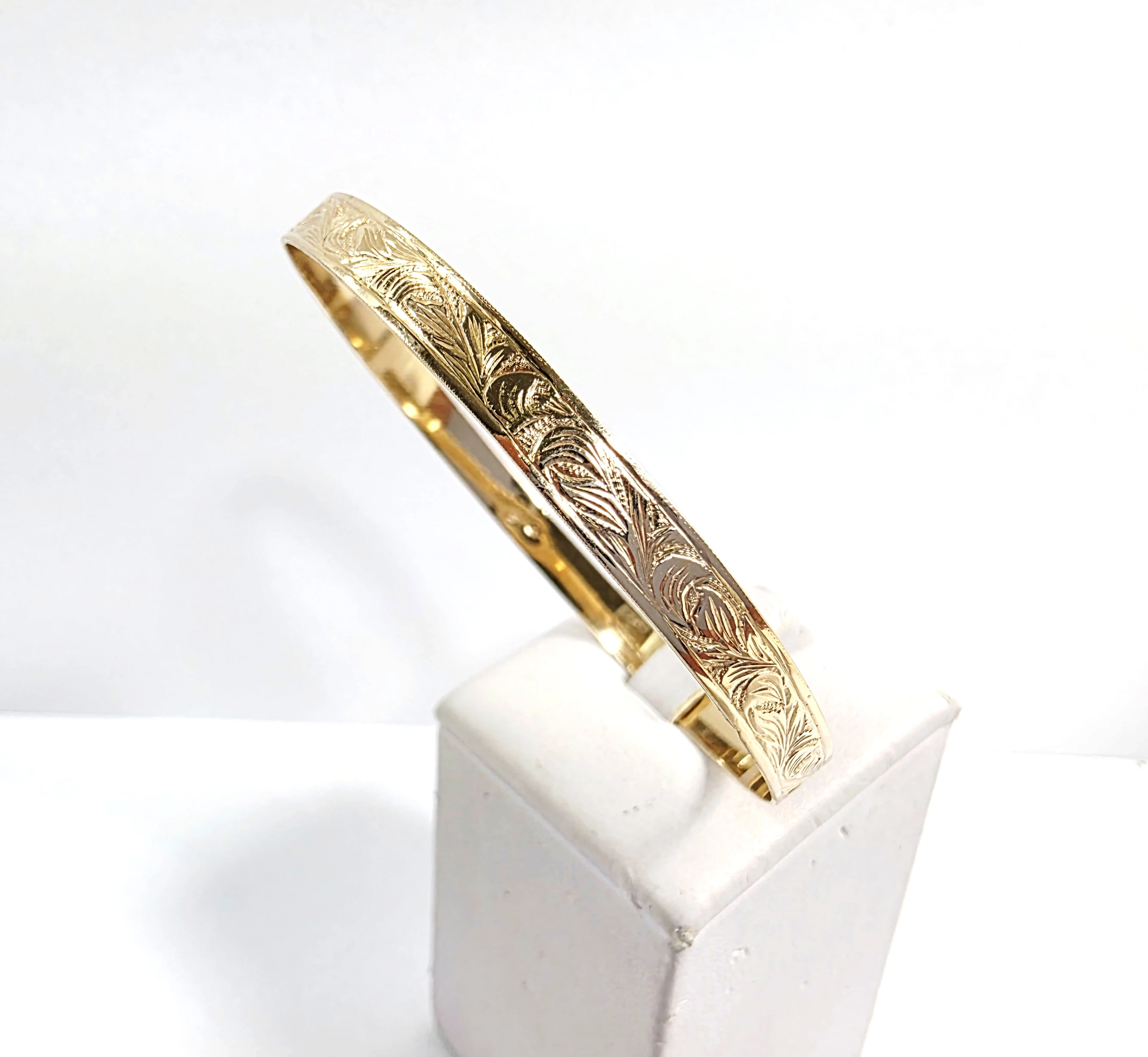 zlota-bransoletka-sztywna-585-907g-dlugosc-calkowita-6420