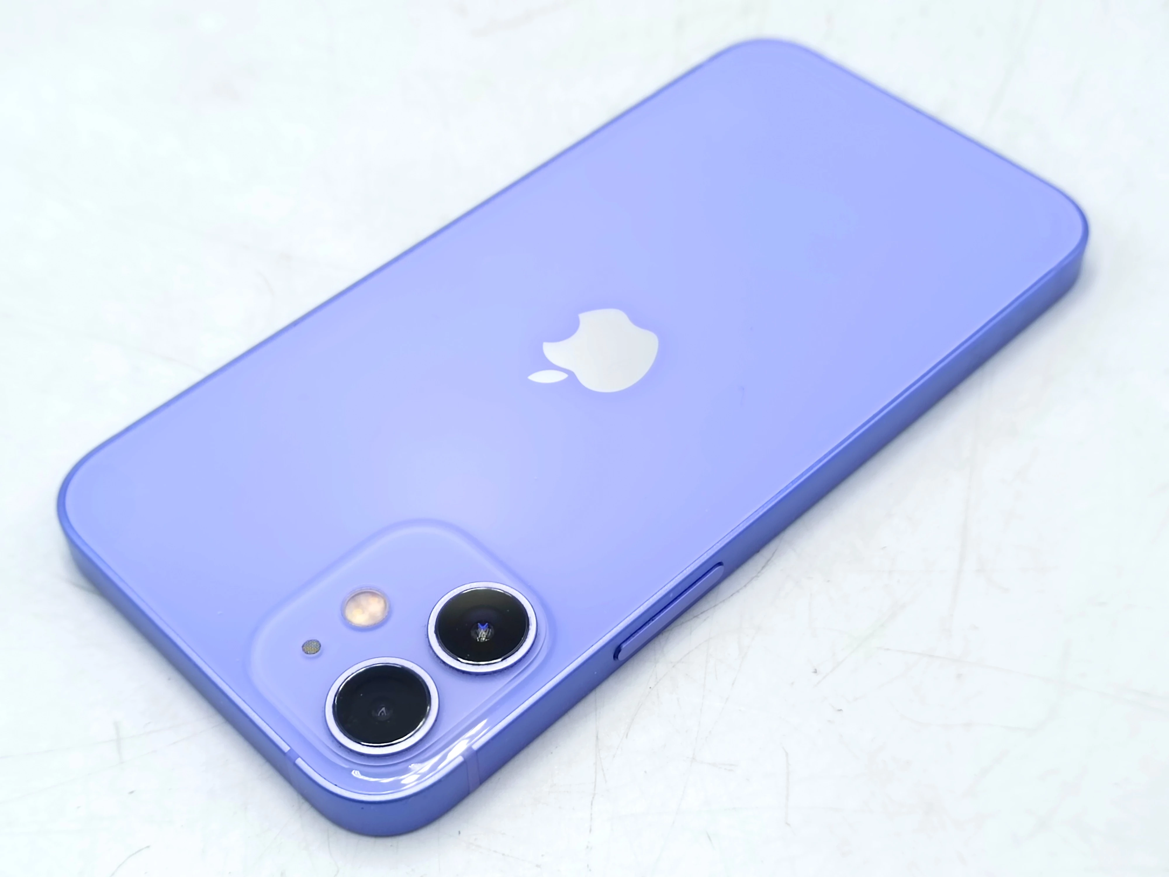 telefon-iphone-12-mini-128gb-bateria-82-przekatna-ekranu-540