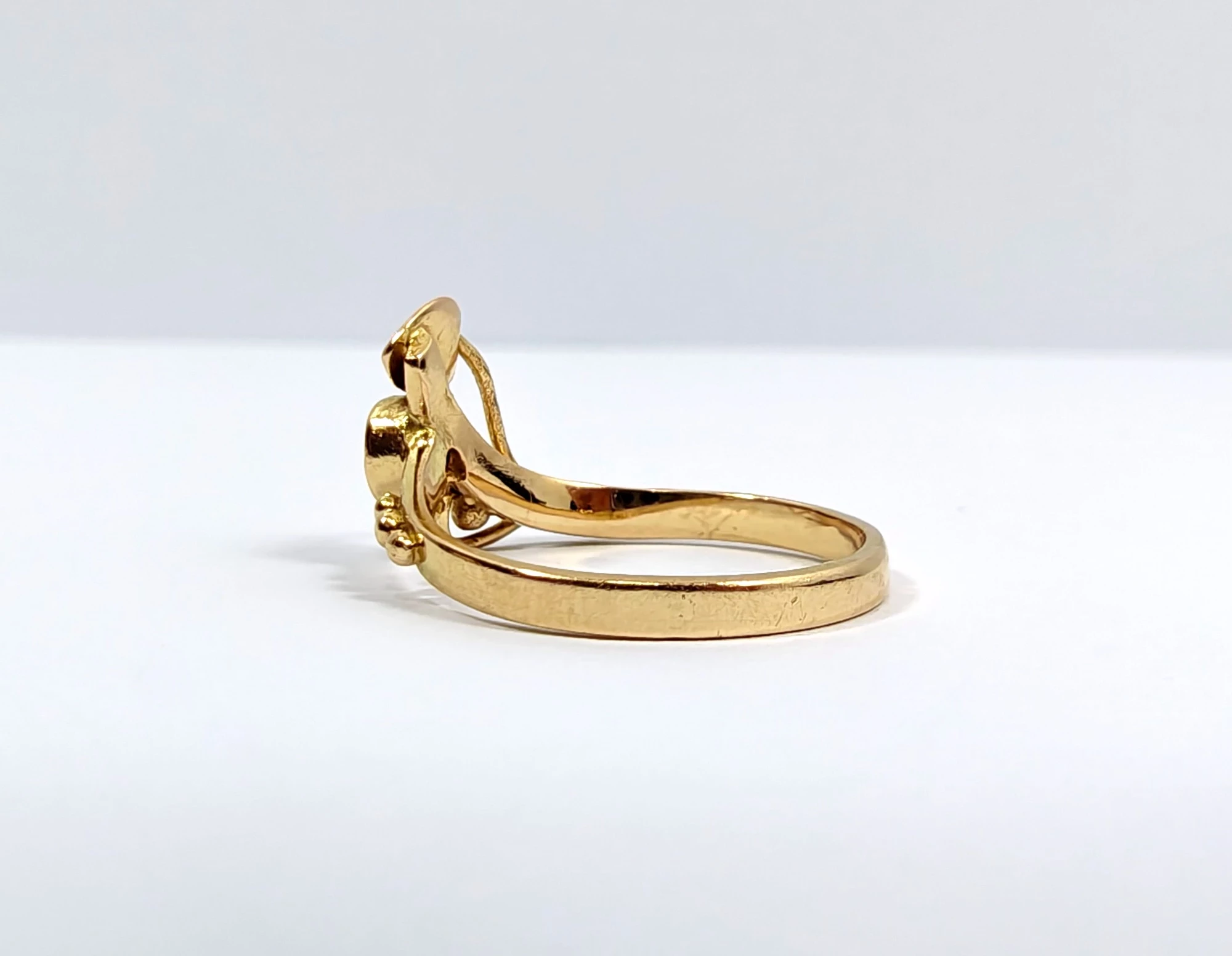 zloty-pierscionek-z-listkiem-i-cyrkonia-p585-w215-r12-kolor-249512-1647429