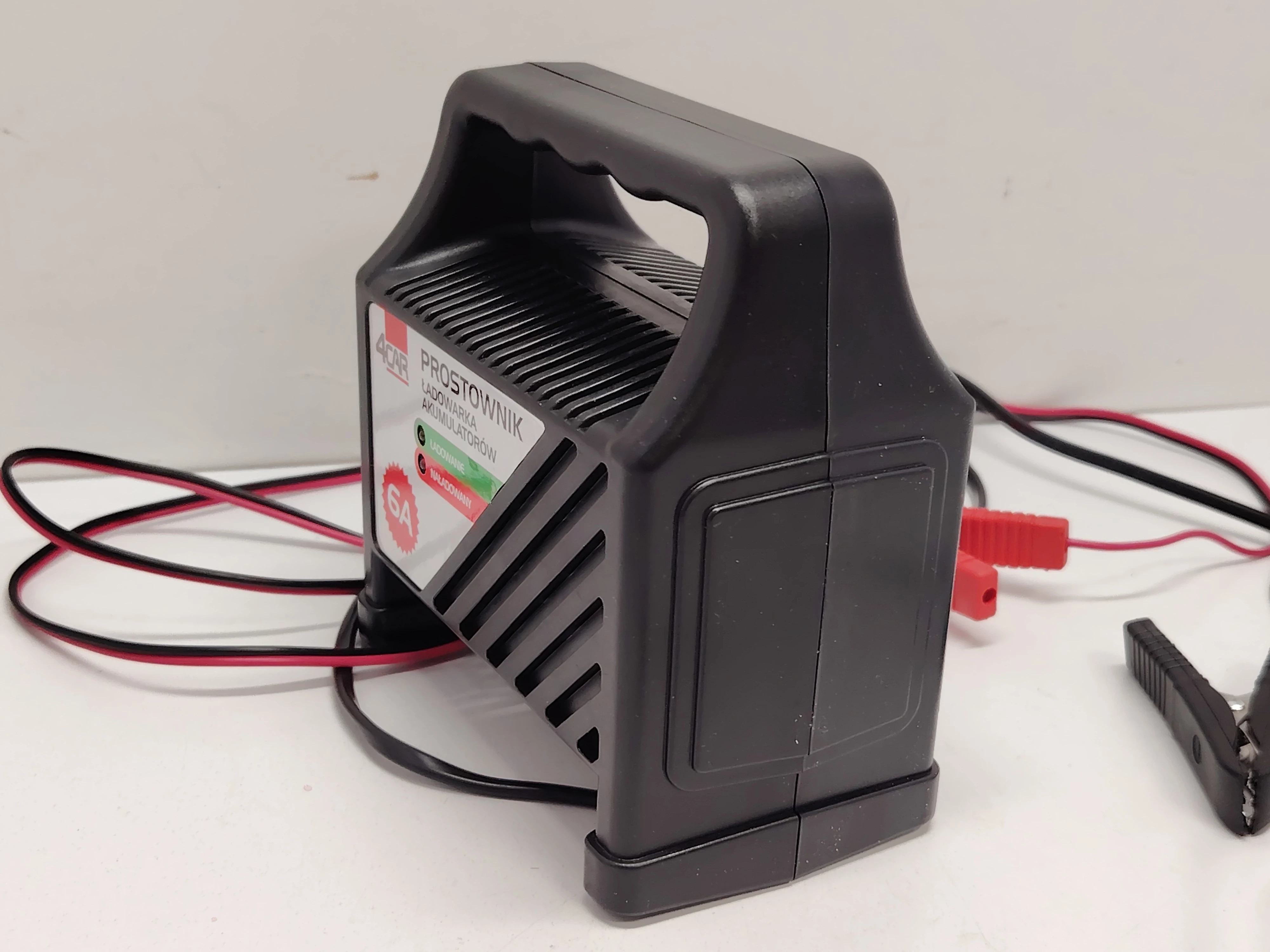 prostownik-4car-12v-6a-pud-stan-11323-2