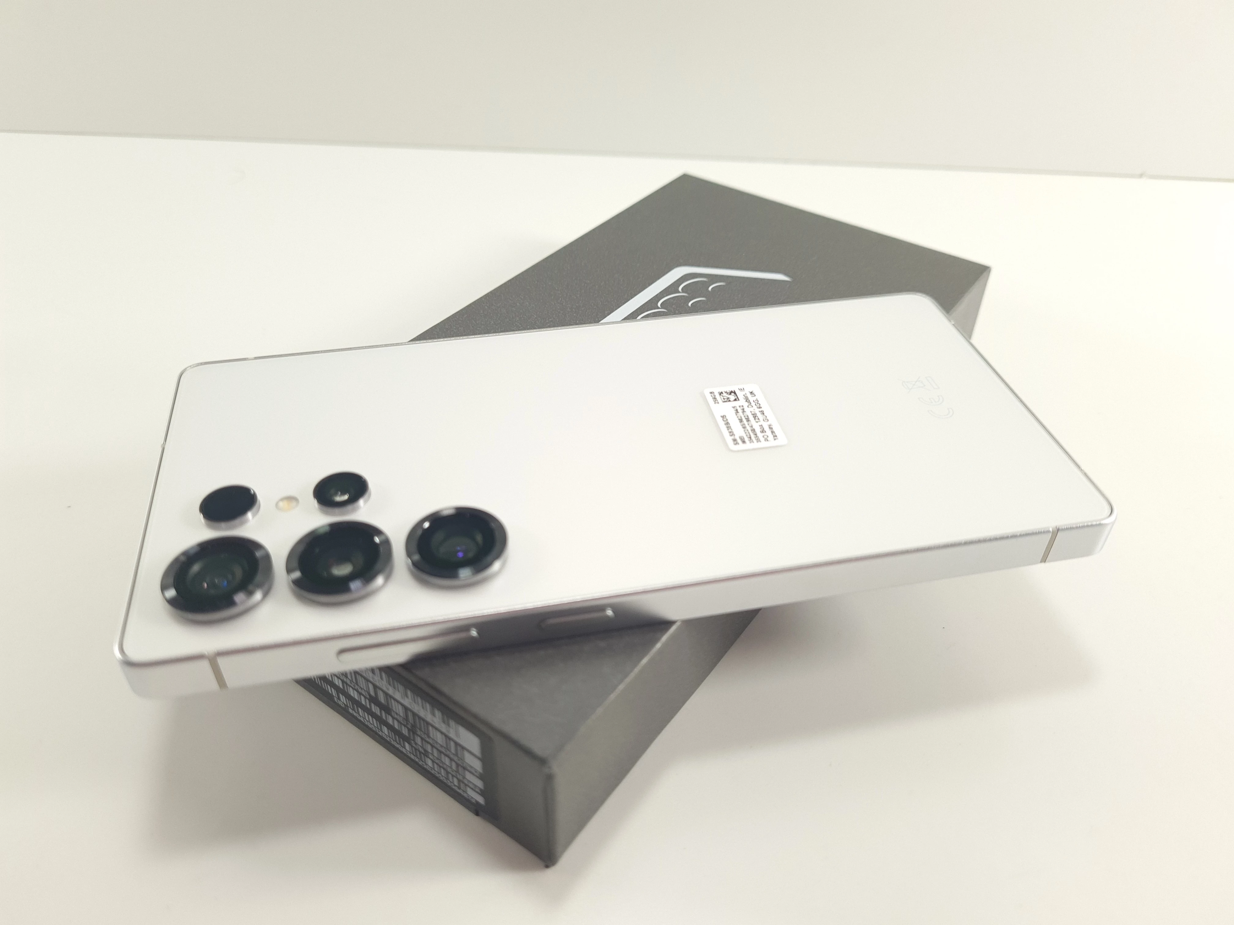 samsung-galaxy-s25-ultra-12256gb-igla-wbudowana-pamiec-202869-214185