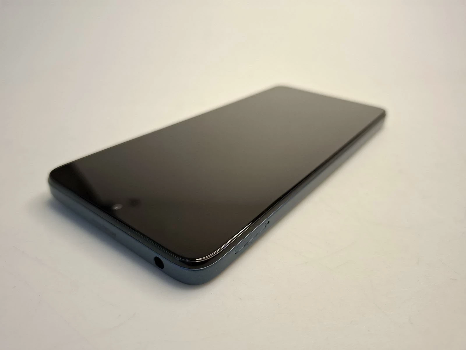 telefon-motorola-moto-g06-power-464gb-typ-202685-212929