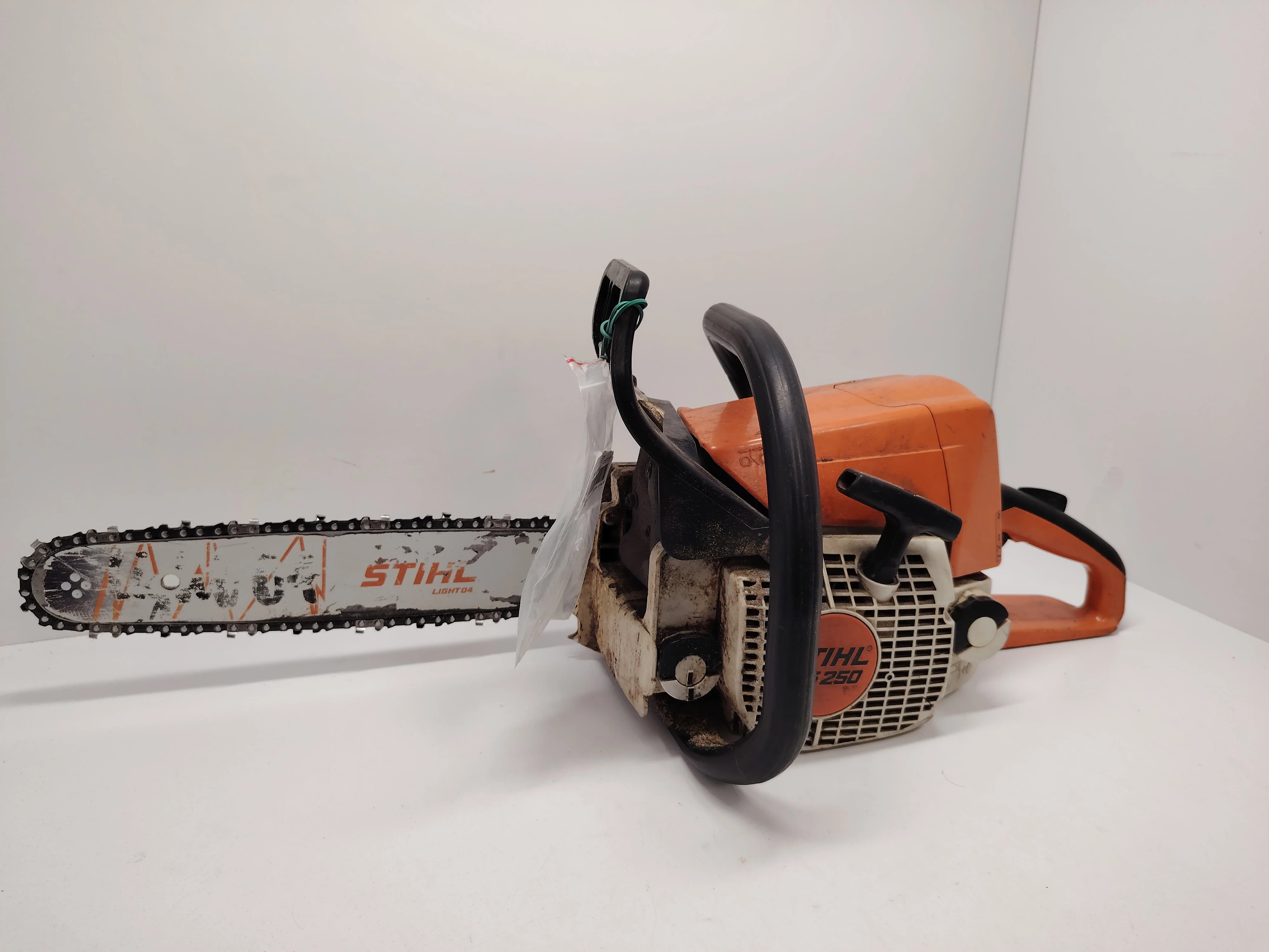 pila-spalinowa-stihl-ms-250-ean-gtin-886661144730