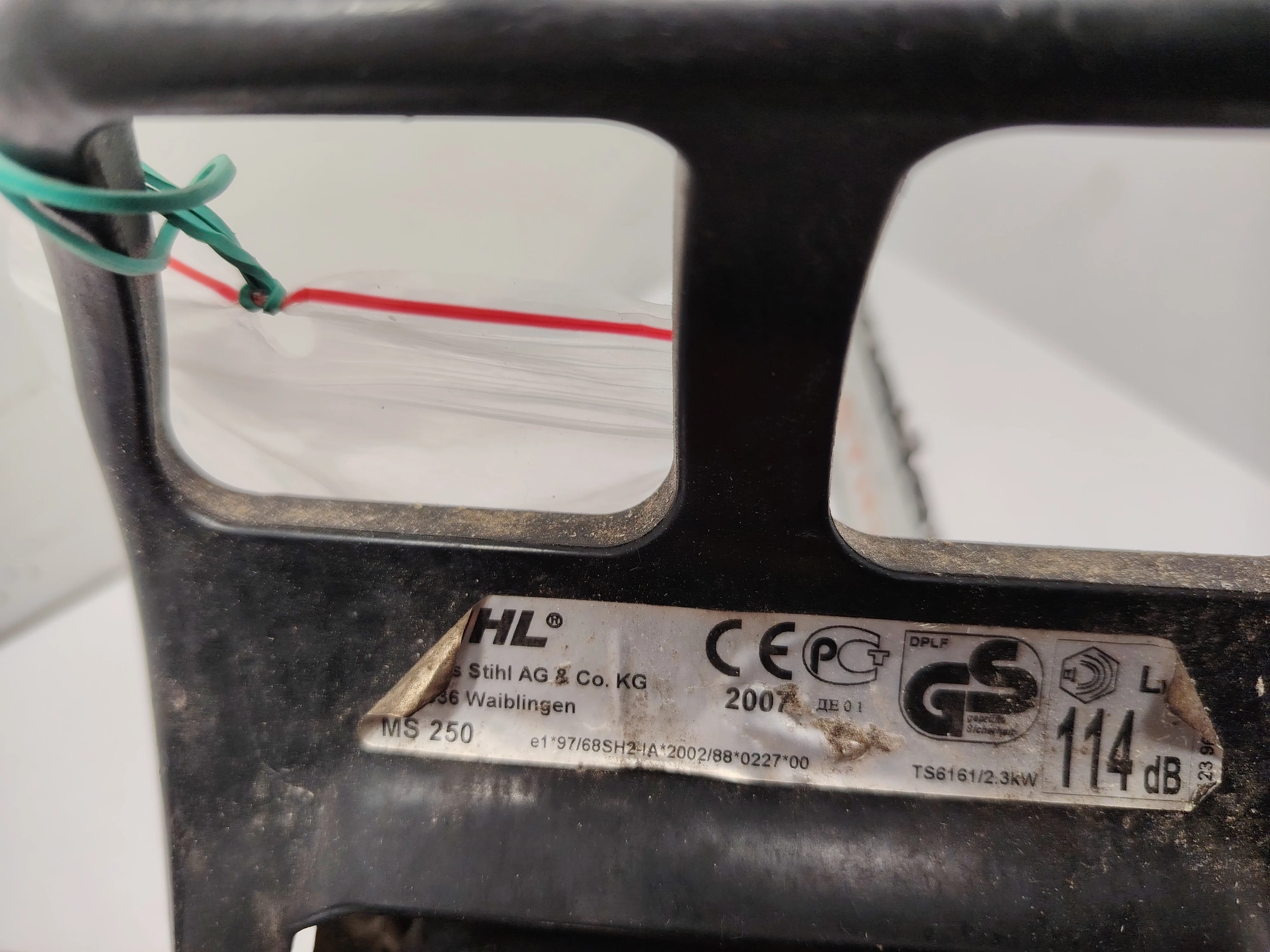 pila-spalinowa-stihl-ms-250-zasilanie-209202-1769278