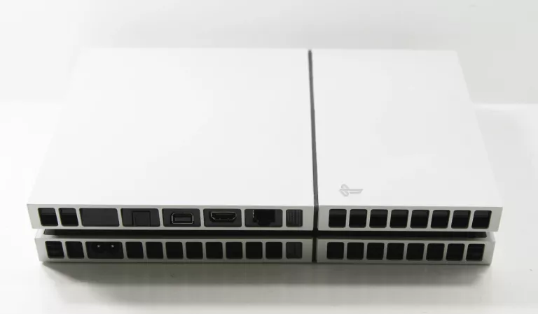 konsola-sony-playstation-4-500-gb-bialy-cuh-1216a-pad-gta-v-crash-kod-producenta-711719827412