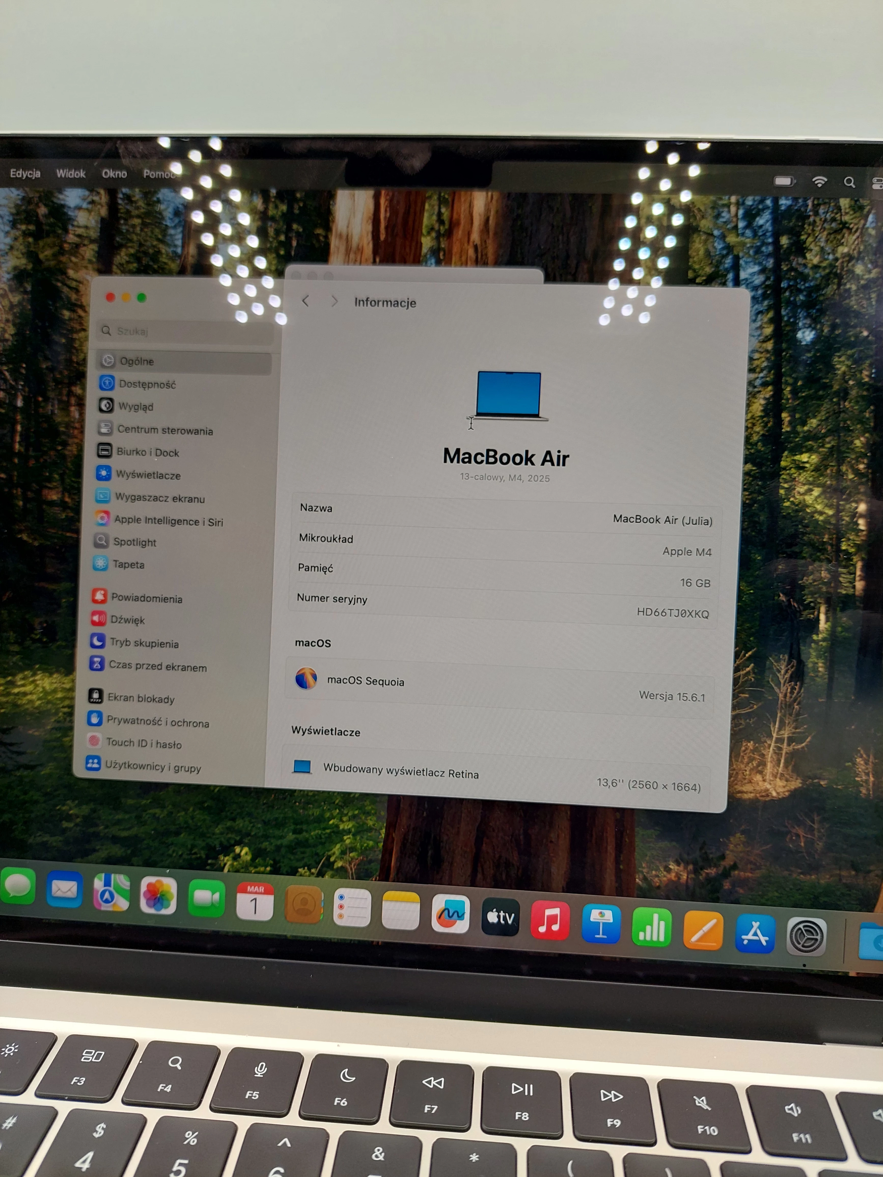 laptop-macbook-air-2025-13-m4-16gb-512-gb-kompet-ean-gtin-195949837869