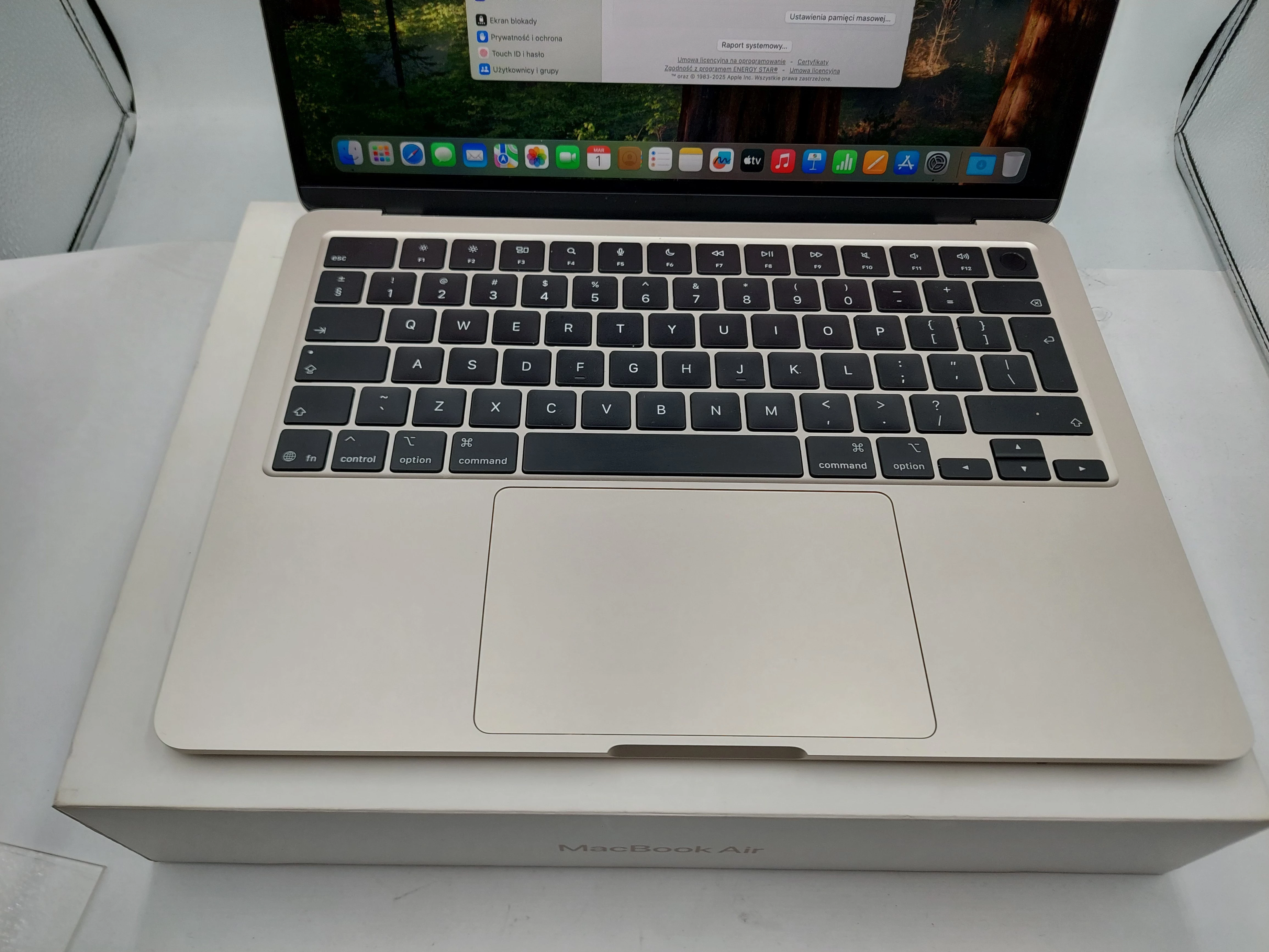 laptop-macbook-air-2025-13-m4-16gb-512-gb-kompet-seria-procesora-4366-1930158