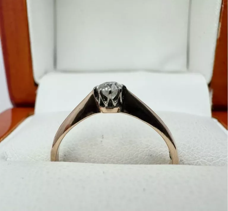 ekskluzywny-wyrob-jubilerski-z-brylantem-152-g-certyfikat-kamien-17088-8