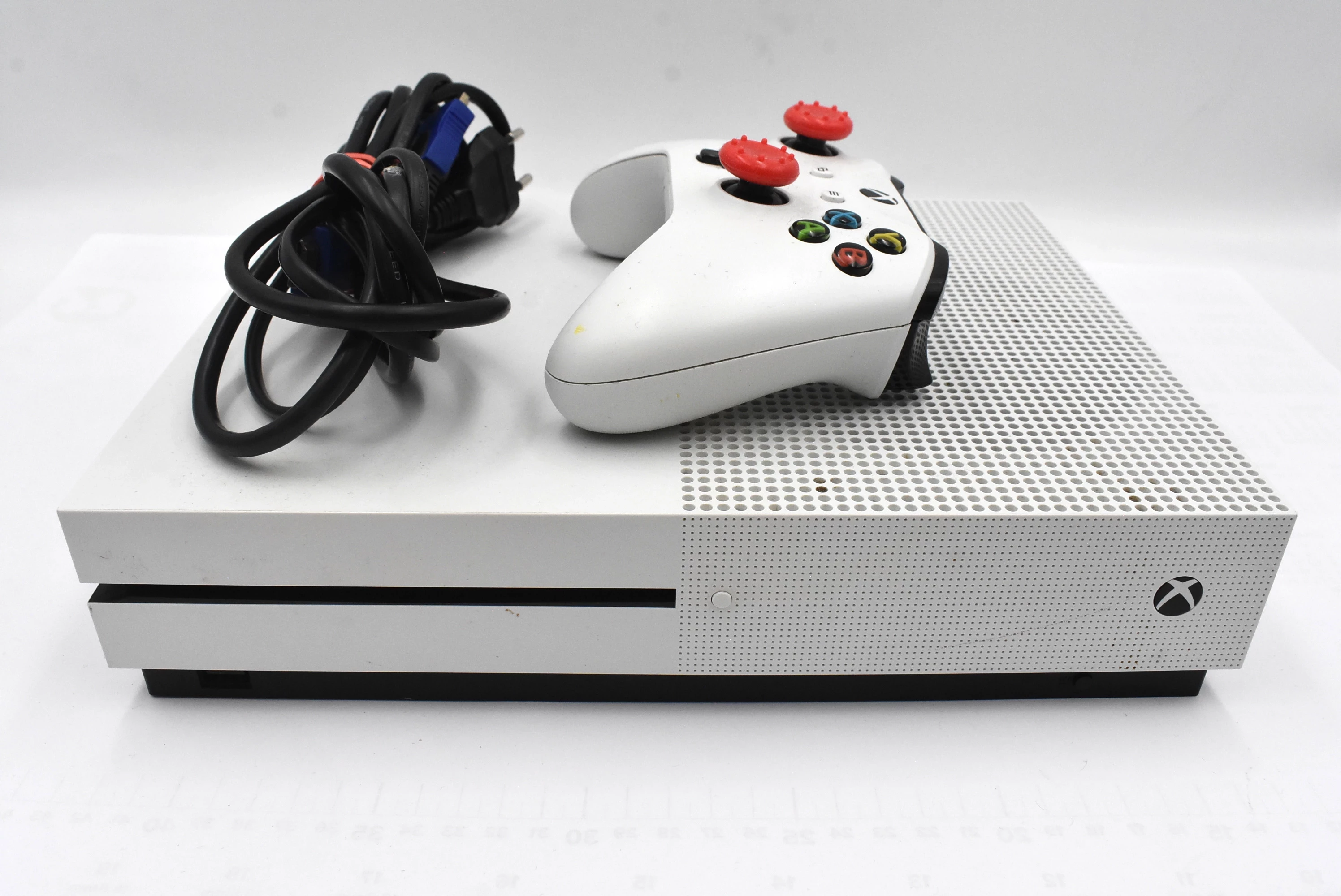 konsola-xbox-one-s-1681-os-piastowskie-74a-poznan