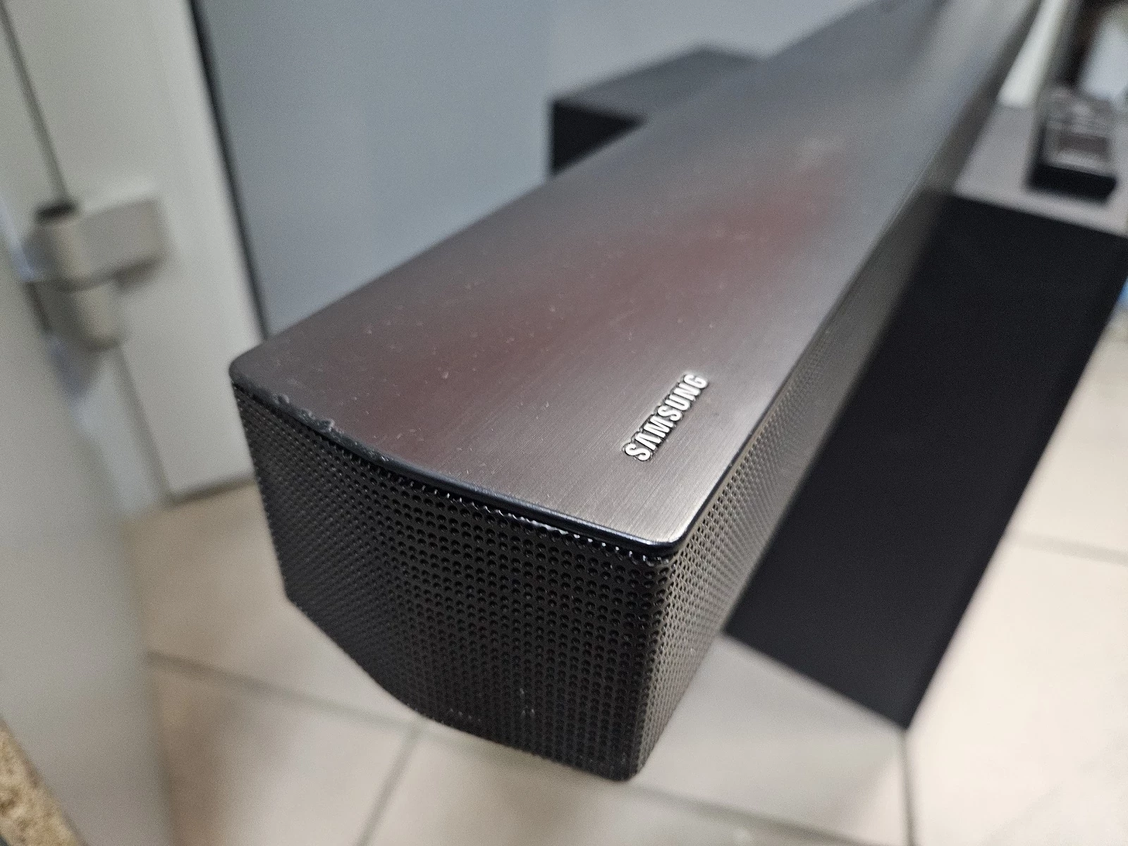soundbar-samsung-hw-b550-pilot-21-system-dzwieku-208026-235142