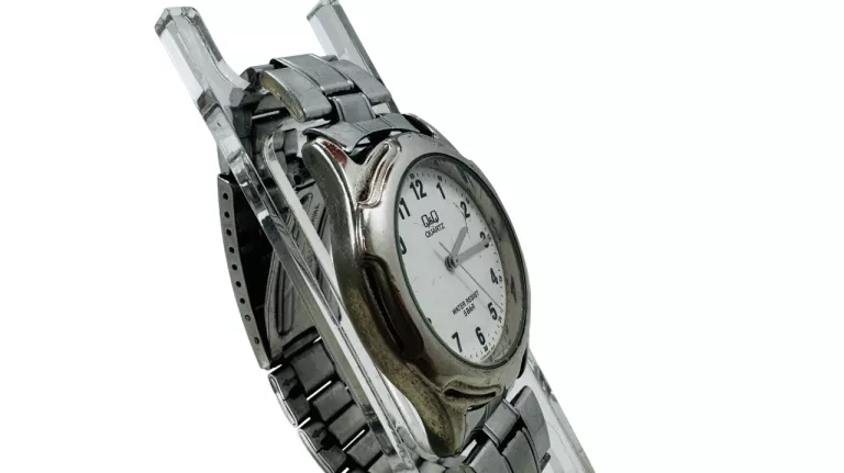 zegarek-qq-quartz-bransoleta-kolor-srebrny-ksztalt-koperty-129223-2