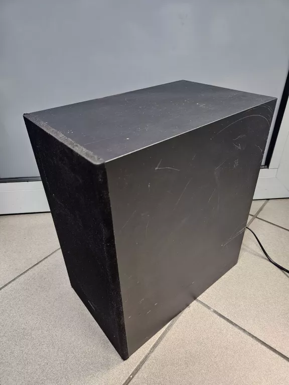 soundbar-samsung-hw-b550-pilot-21-waga-produktu-210