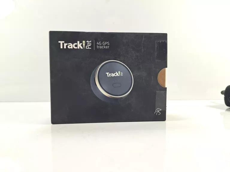 track-pet-4g-gps-tracker-czarne-opakowanie-glogowska-66-poznan-ska-x