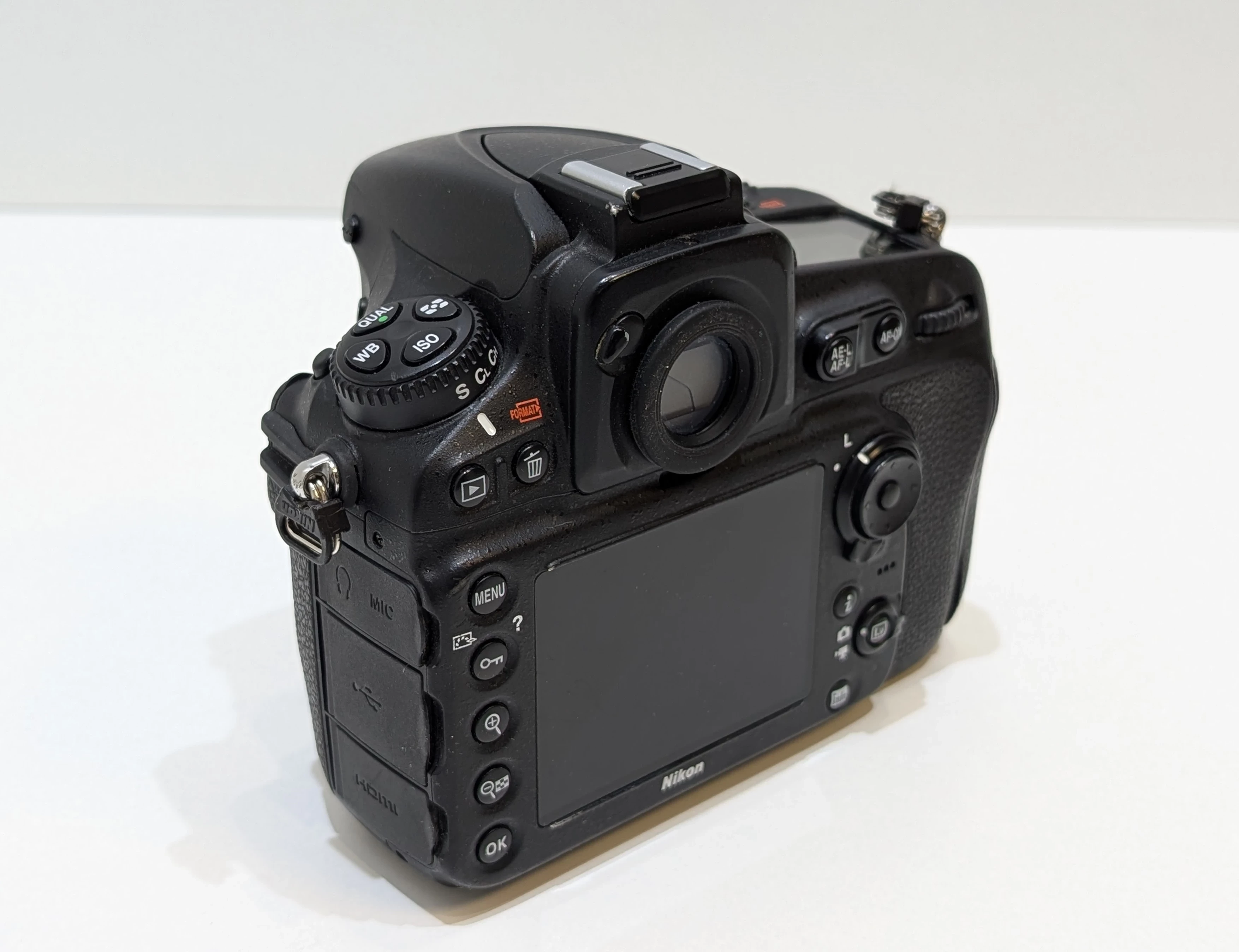 aparat-lustrzanka-nikon-d810-battery-grip-nikon-mb-d14-kod-producenta-vba410ae