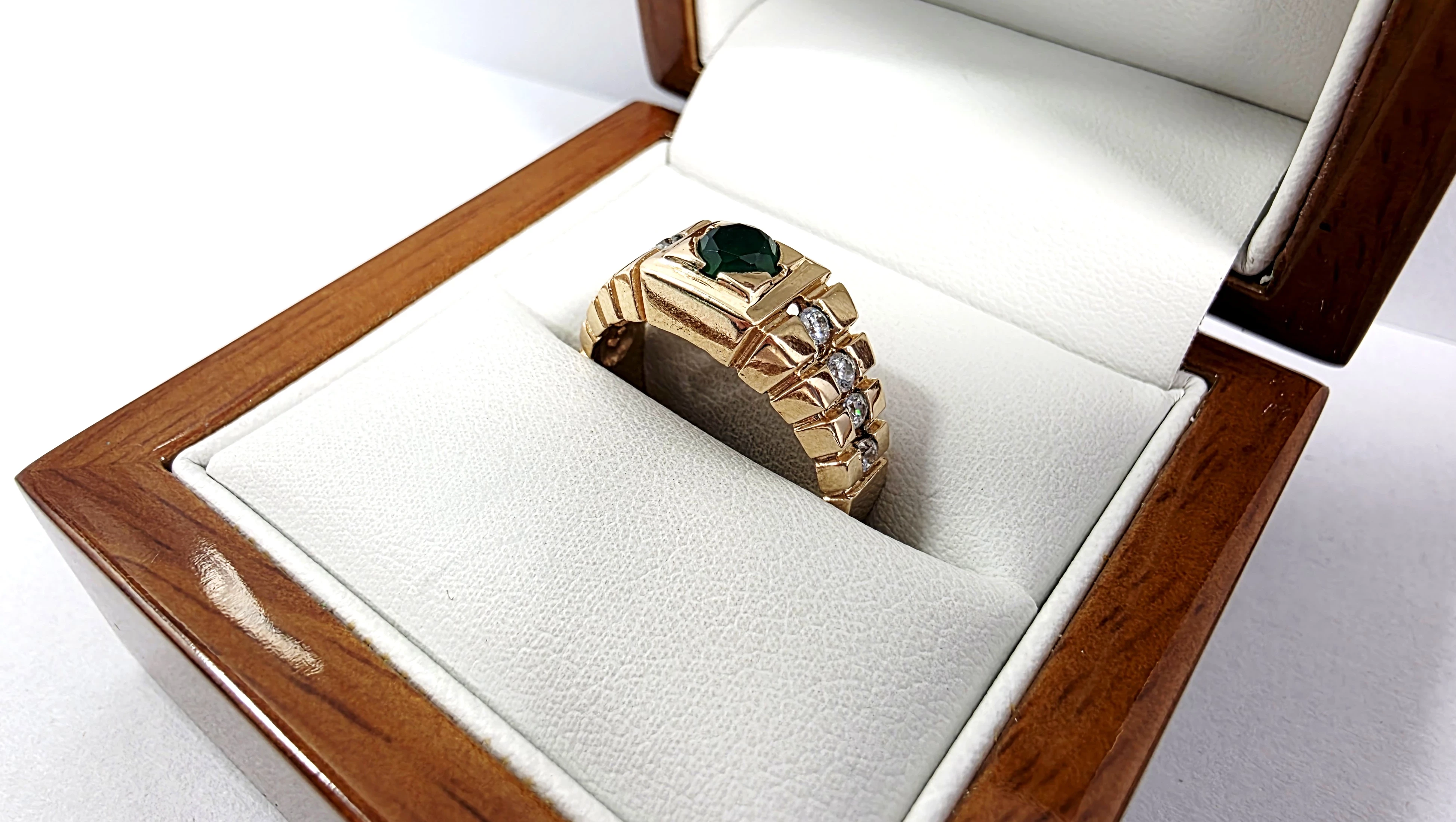 zloty-pierscionek-585-614g-r17-rodzaj-2205-2