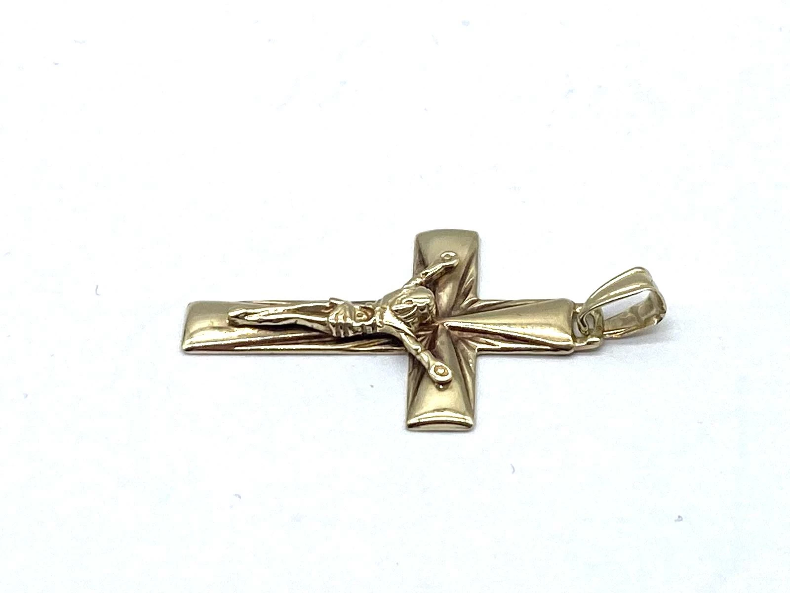 piekna-zlota-zawieszka-krzyzyk-pr585-191g-material-17128-2