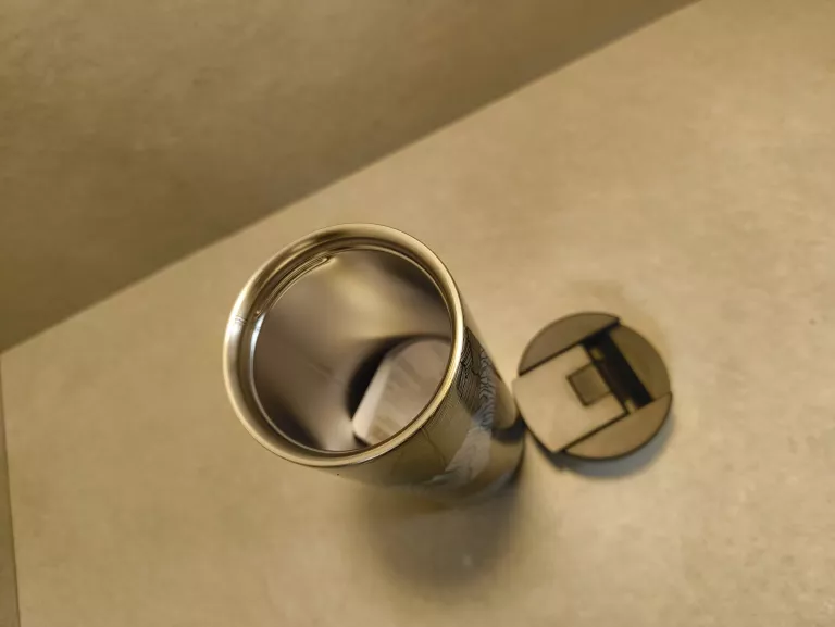 kubek-termiczny-starbucks-srebrny-motyw-lisci-stan-11323-2