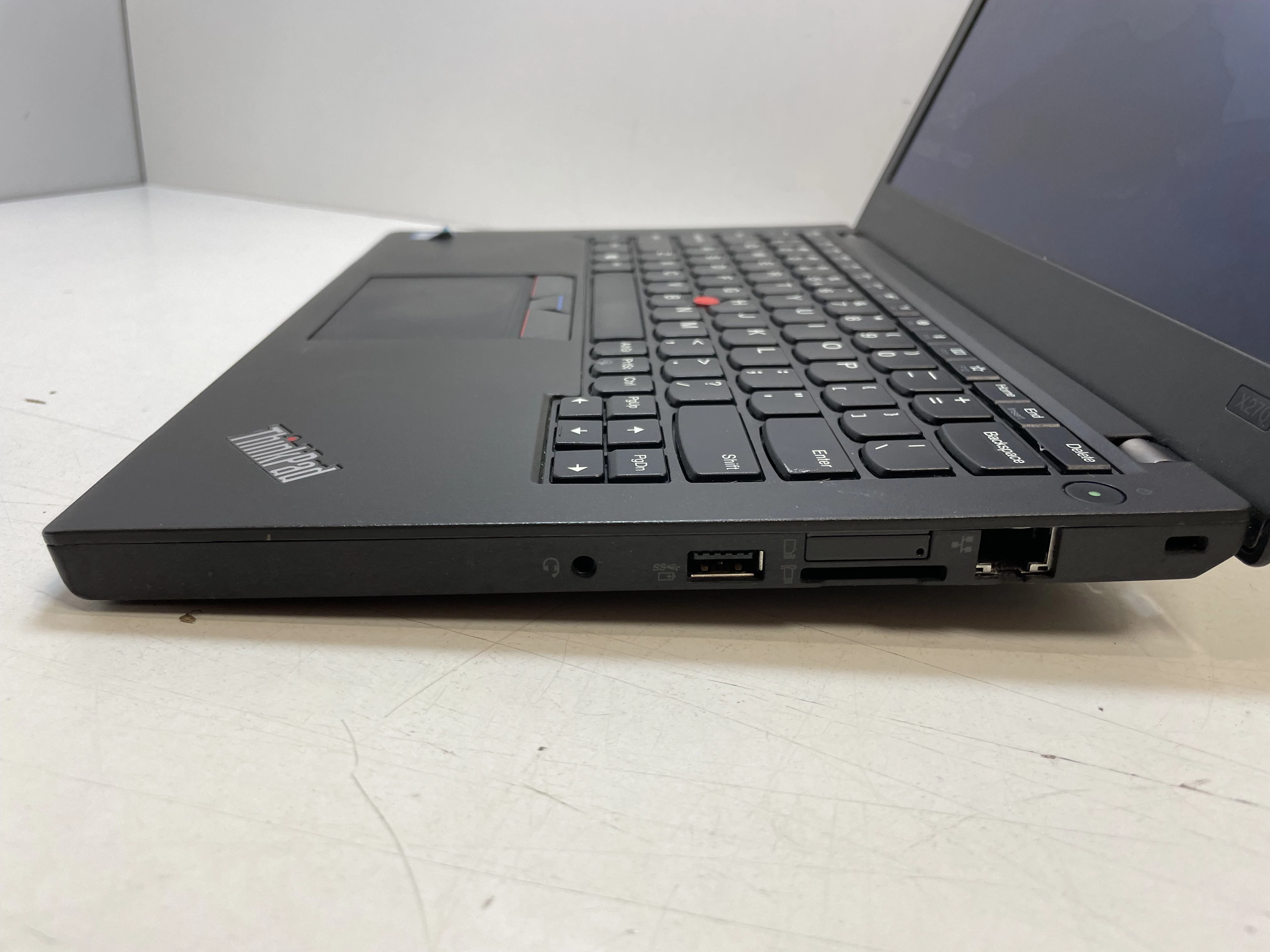 laptop-lenovo-thinkpad-x270-i5-6300u-8gb-256gb-przekatna-ekranu-1250