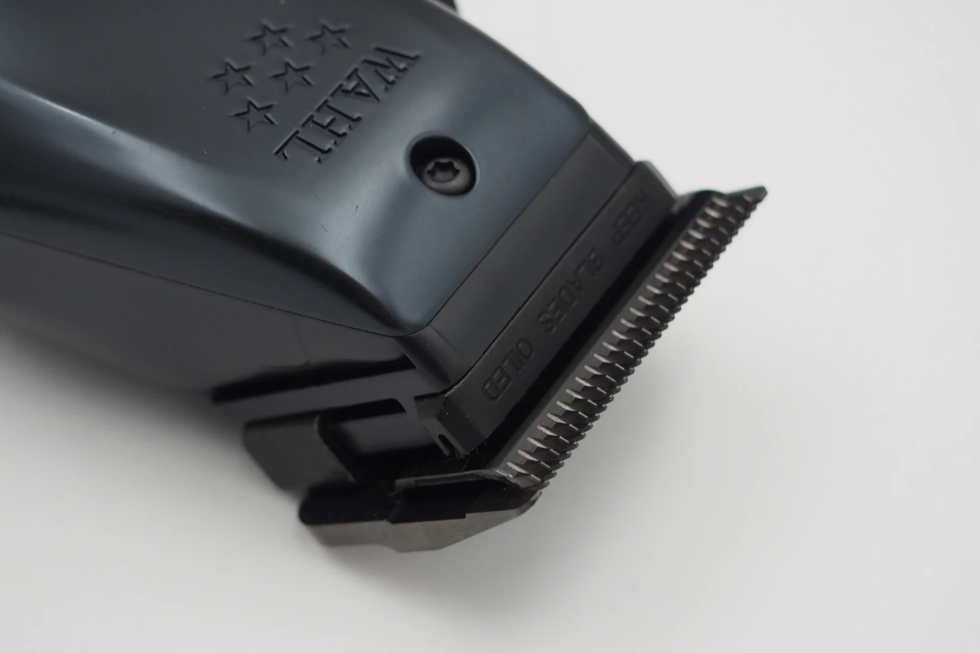 wahl-vapor-maszynka-do-strzyzenia-wlosow-f-at-ktura-23-mozliwosc-mycia-pod-woda-205614-223994