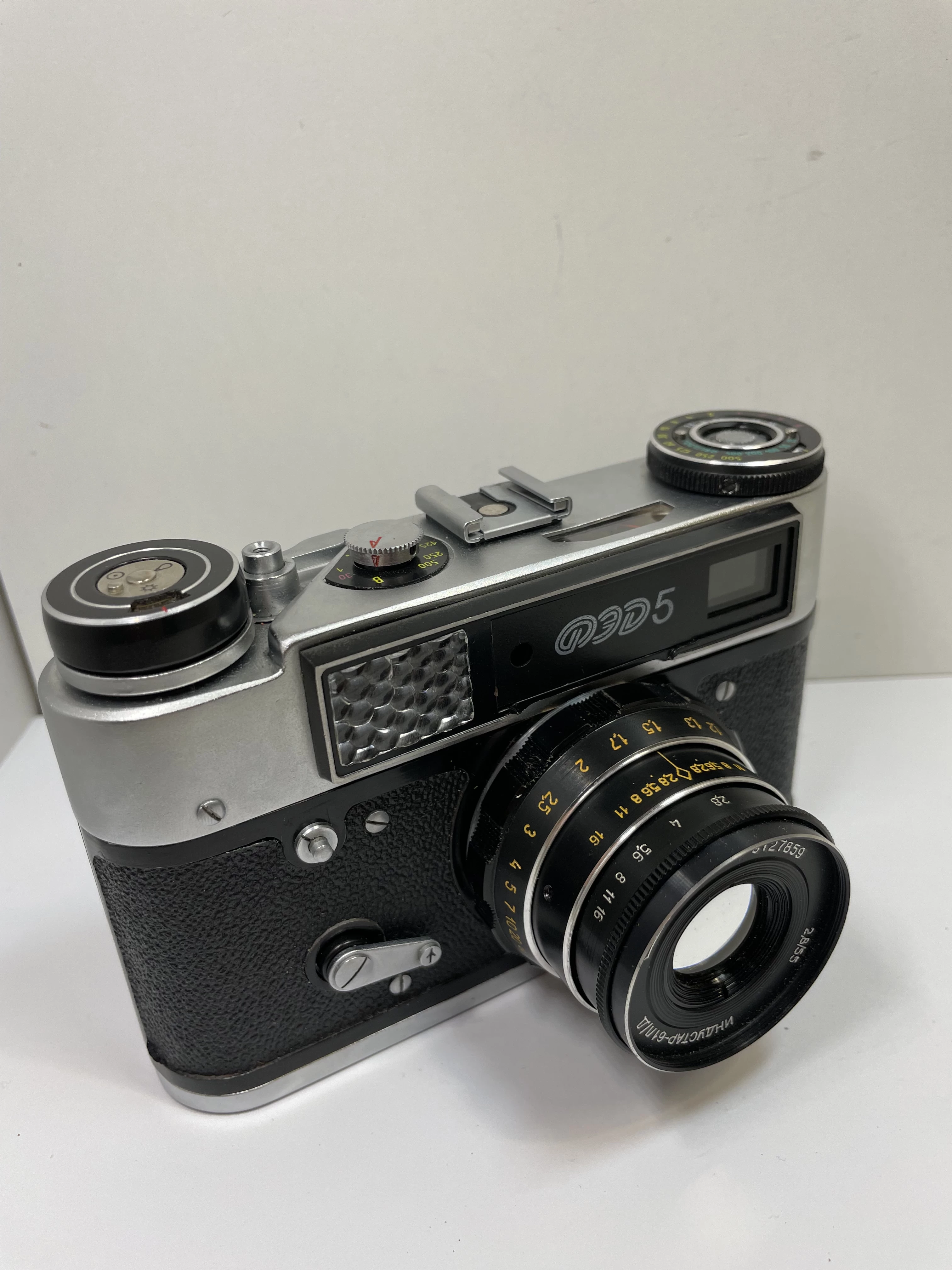 aparat-analogowy-fed-5-obiektyw-ifuteral-stan-11323-2