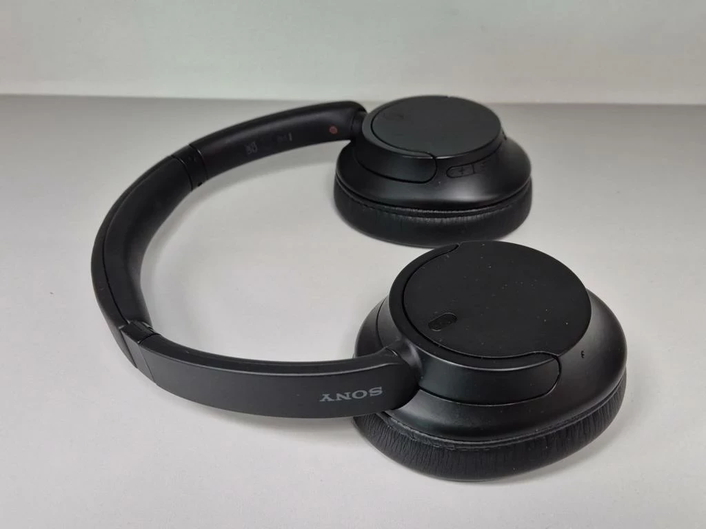 sluchawki-bluetooth-sony-wh-ch720n-kolor-dominujacy-129357-3