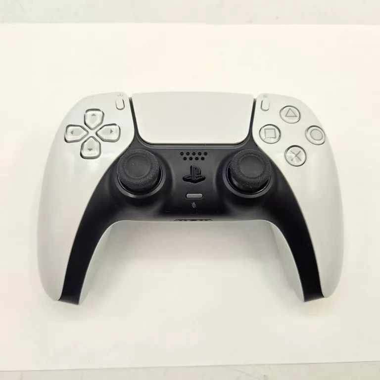 pad-ps5-bialy-3-maja-48-poznan-ska-x