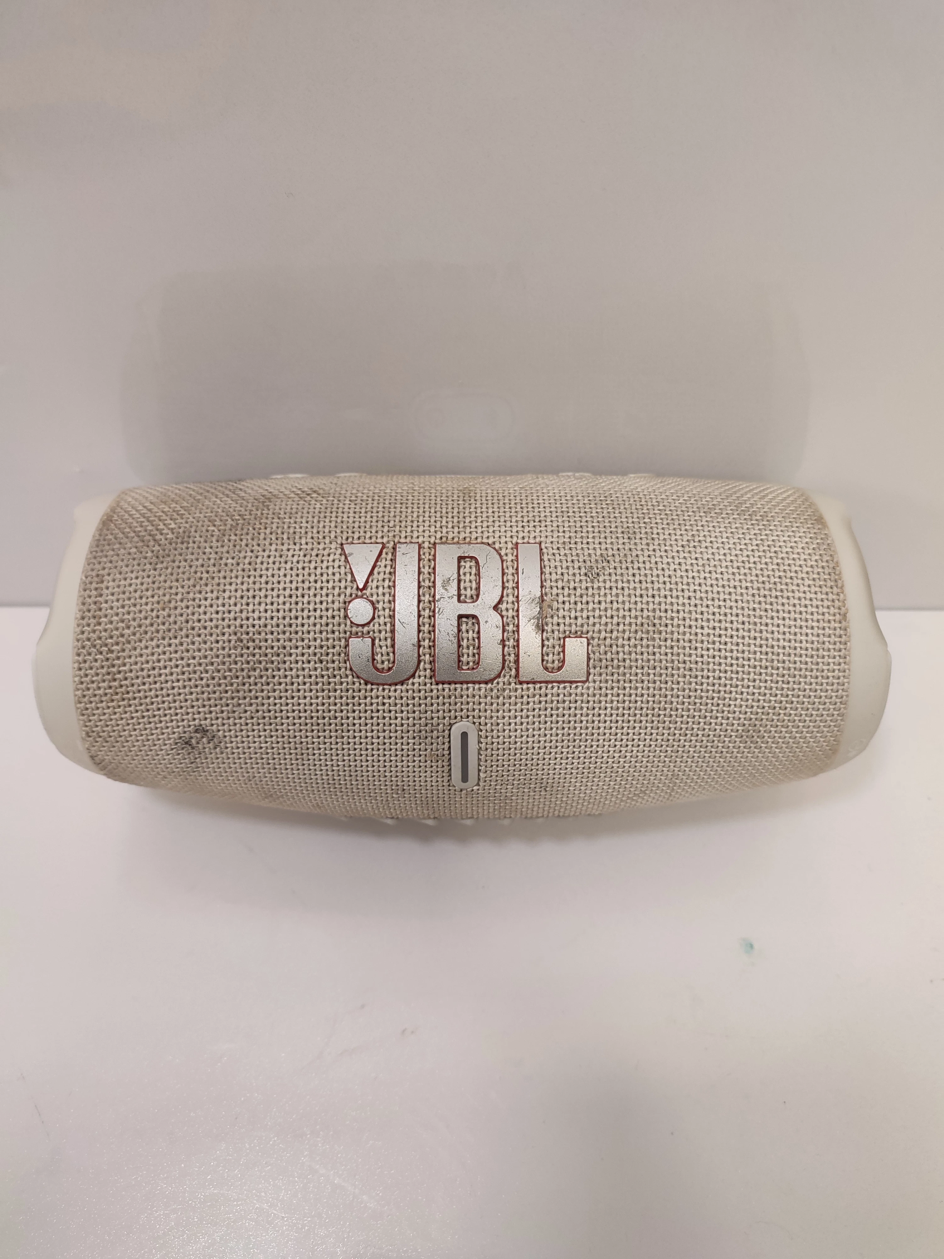 glosnik-jbl-charge-5-bialy-osiedle-kombatantow-7c-krakow