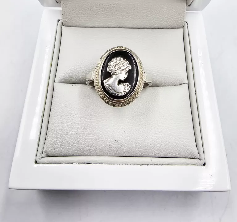 stary-srebrny-pierscionek-z-dama-kameliowa-sygnowany-396gr-p925-powstancow-slaskich-122-wroclaw