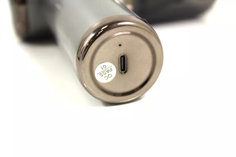 odkurzacz-reczny-mini-komplet-moc-12000