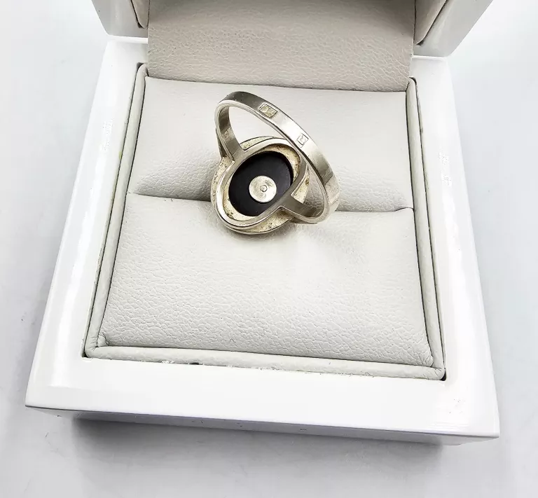 stary-srebrny-pierscionek-z-dama-kameliowa-sygnowany-396gr-p925-kamien-17088-843213