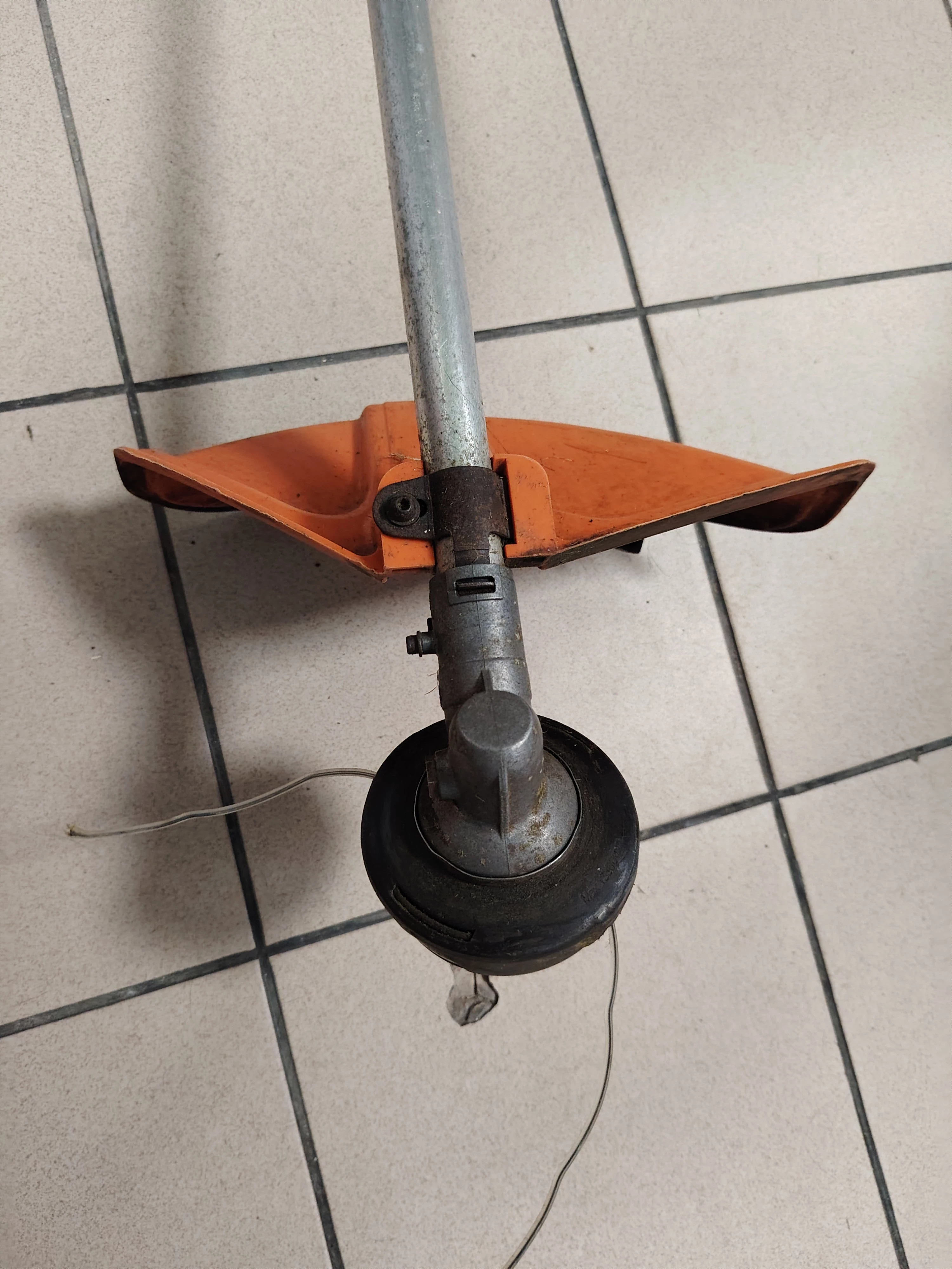 kosa-spalinowa-husqvarna-zawiera-baterie-250685-2006717