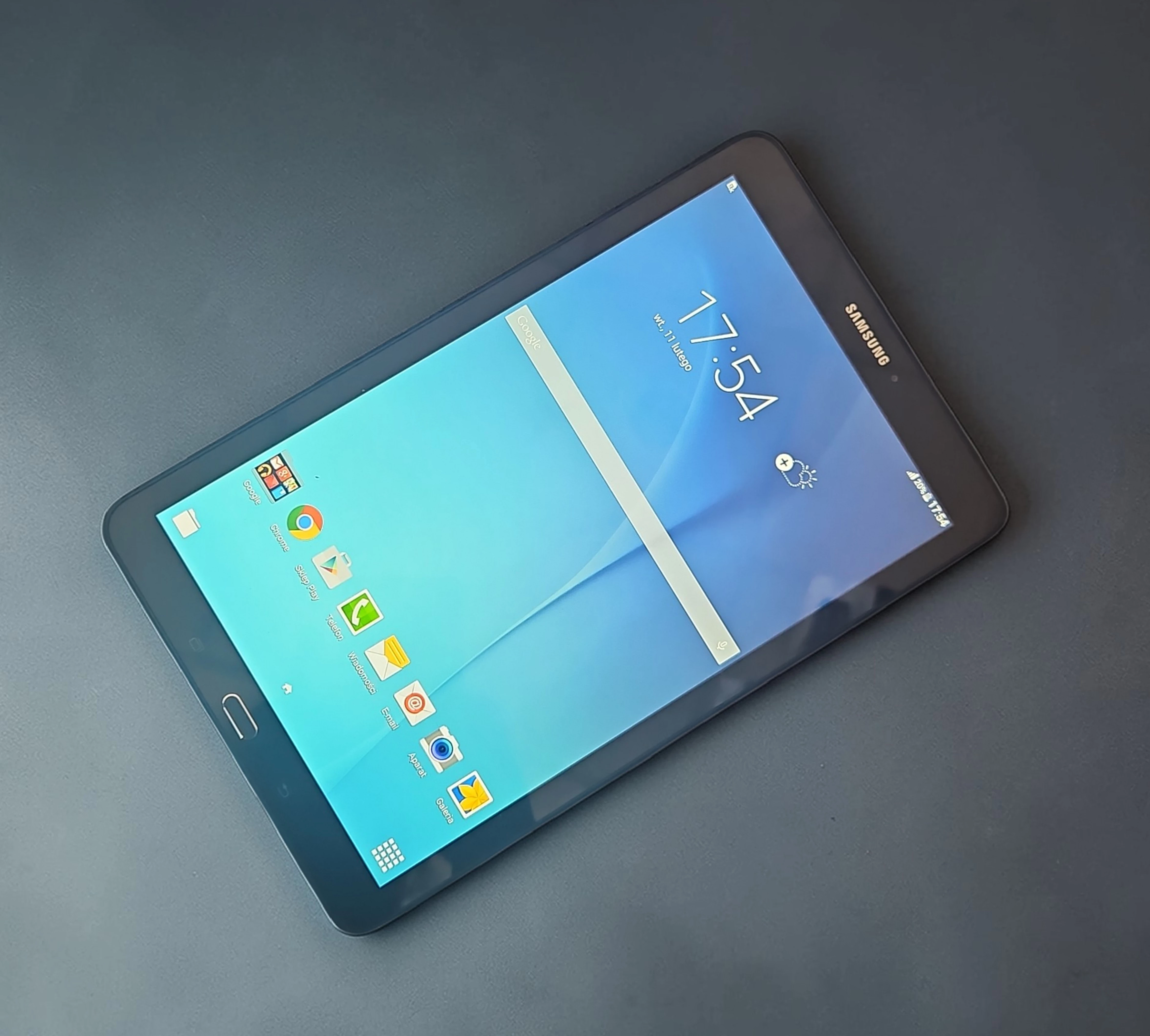 tablet-samsung-galaxy-tab-e-gorczewska-97-sc-warszawa