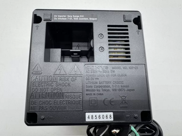 radiobudzik-sony-icf-c1-z-funkcja-alarmu-i-wyswietlaczem-led-funkcje-225922-4
