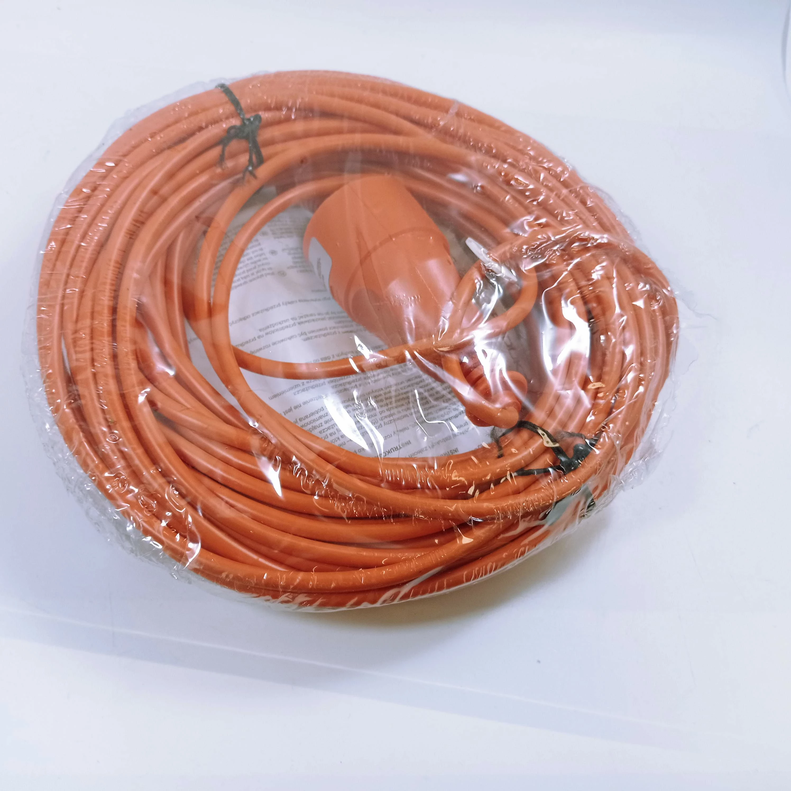 przedluzacz-20m-pomaranczowy-ogrodowy-dlugosc-kabla-2000