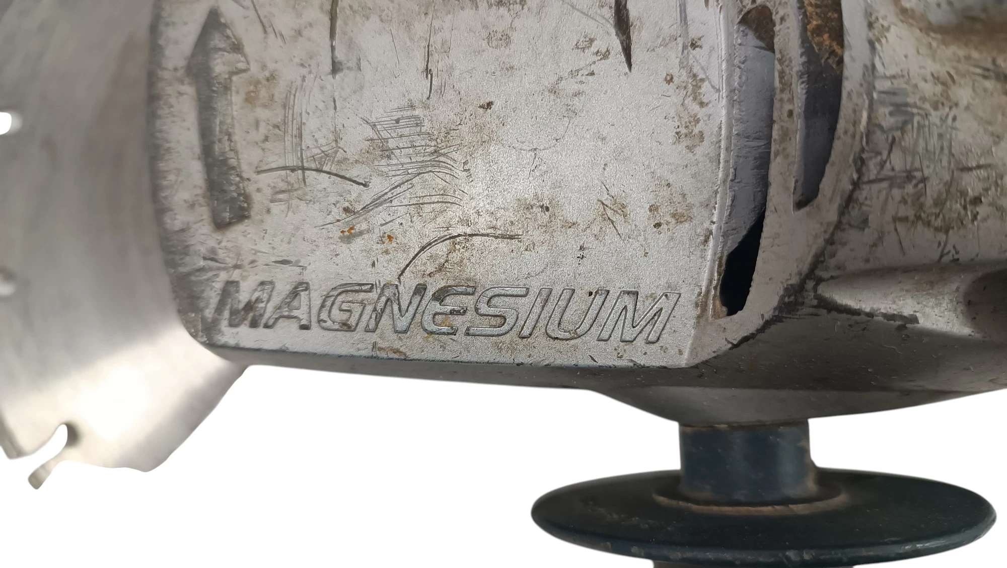 szlifierka-katowa-macallister-o-mocy-2000-stan-11323-2