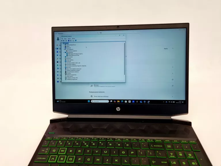 laptop-hp-pavilion-gaming-15-ryzen-5-3550h-16gb-512gb-gtx1650-przekatna-ekranu-1560