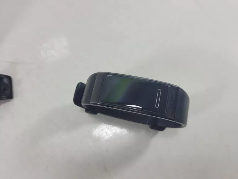smartband-huawei-band-4-pro-czarny-stan-11323-2
