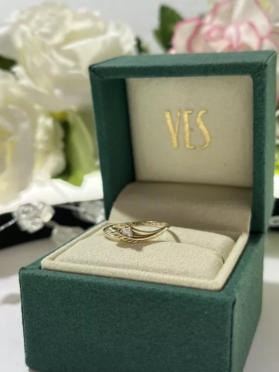 wyrob-jubilerski-uzywany-zloty-pierscionek-129-g-585-material-15835-2