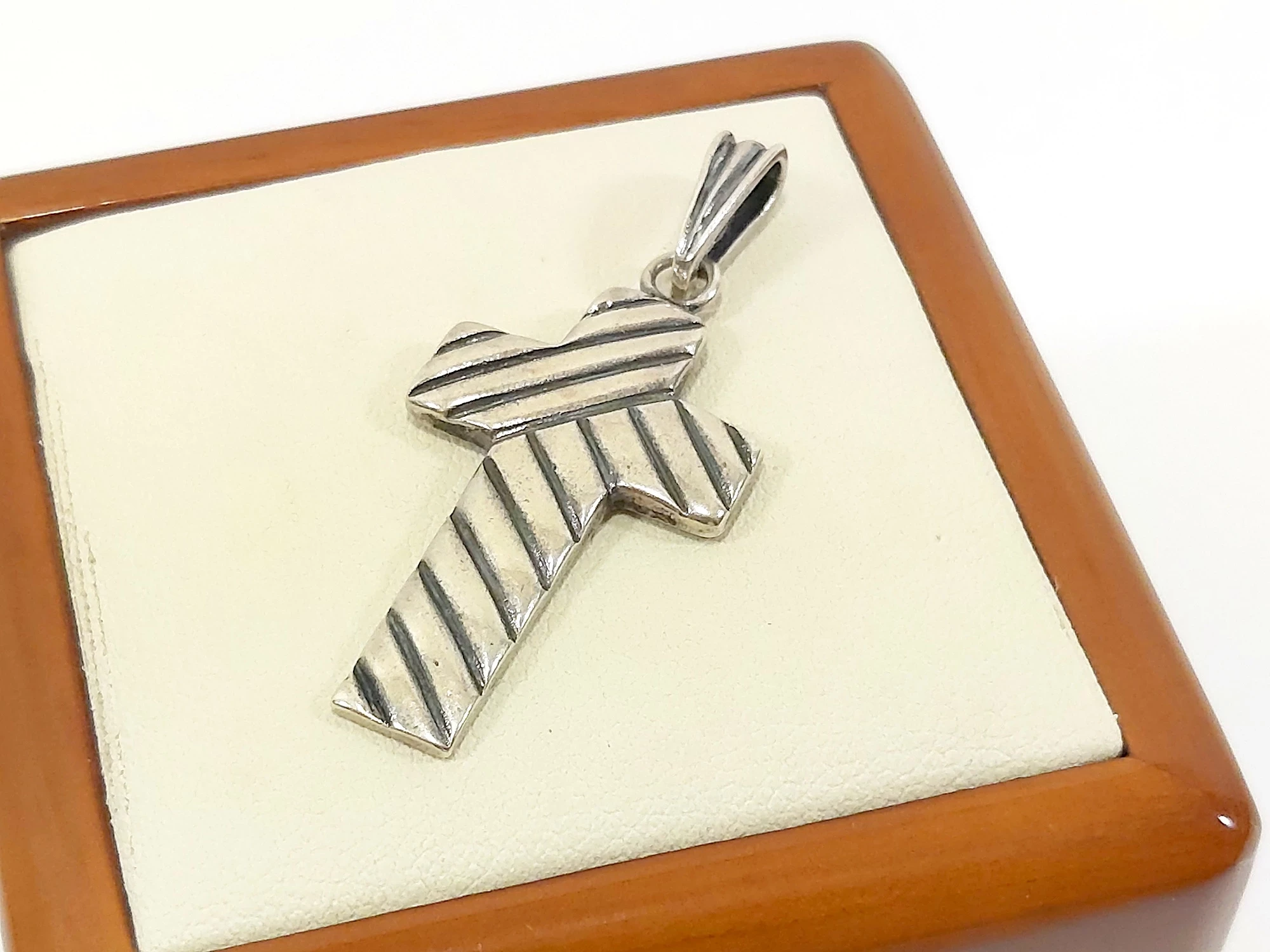 srebrna-zawieszka-proby-925-krzyz-mickiewicza-1-nidzica