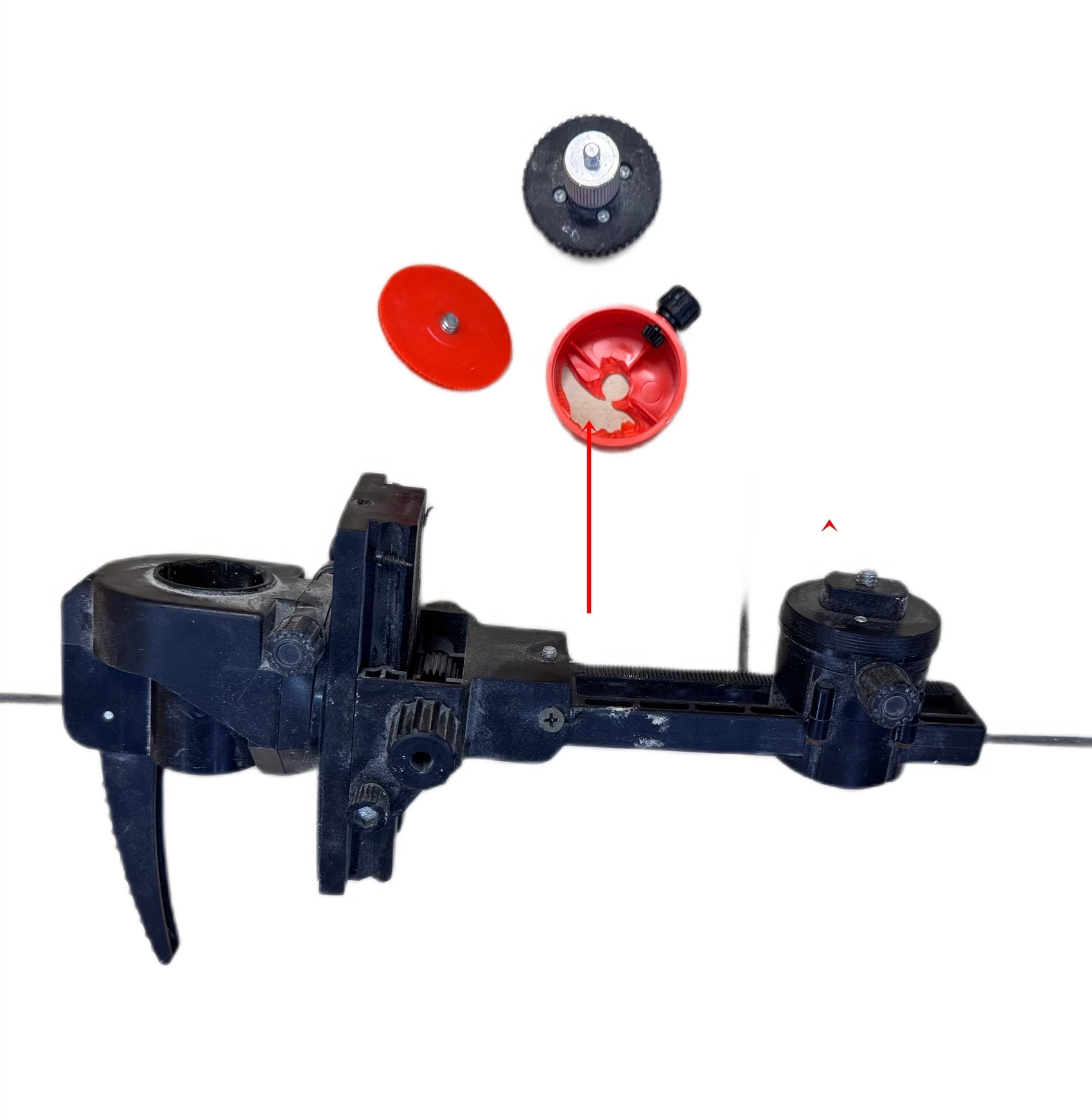 laser-krzyzowy-heckermann-4dl-komplet-statyw-dokladnosc-pomiaru-02