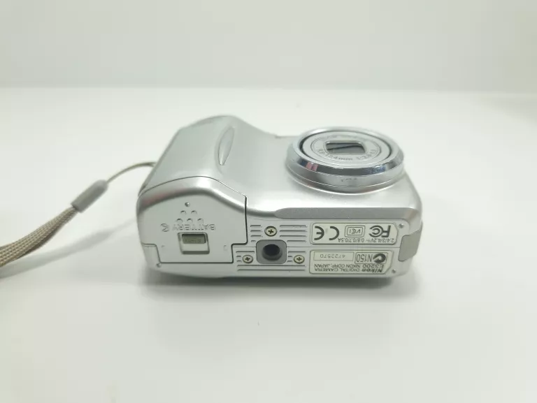 aparat-cyfrowy-nikon-coolpix-3200-stan-11323-2