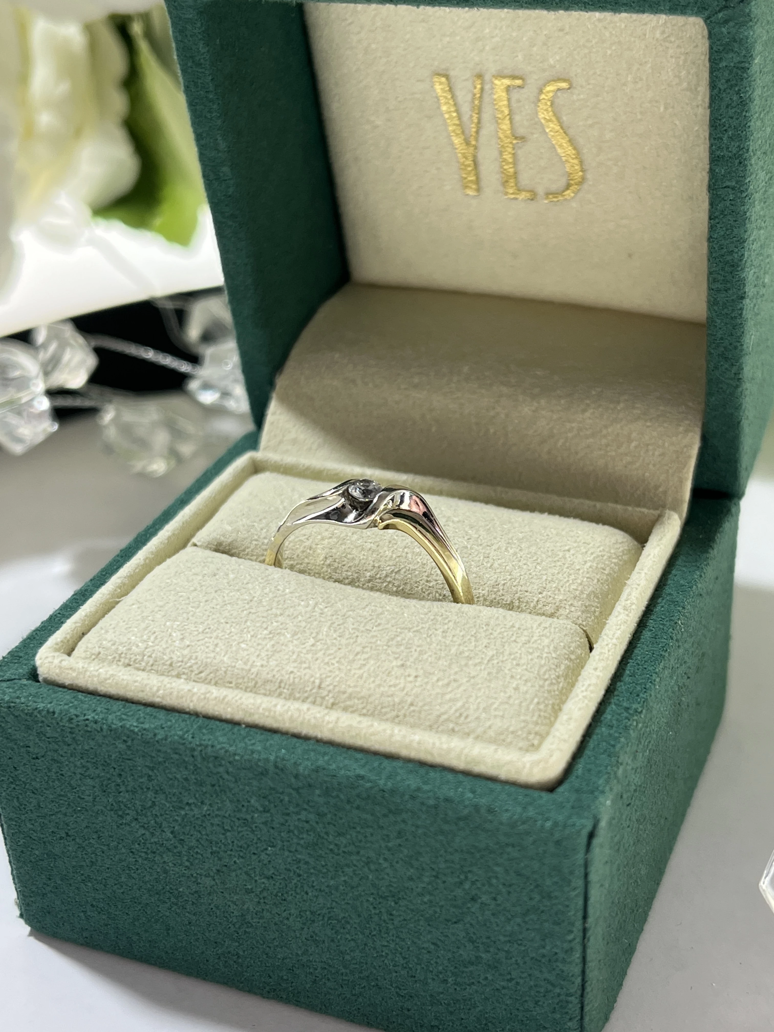 wyrob-jubilerski-uzywany-zloty-pierscionek-246-g-585-ean-gtin-5905868202366