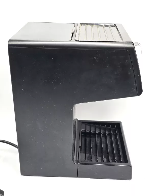 ekspres-cisnieniowy-kolbowy-delonghi-ecp-3121-1100w-15bar-rodzaje-kawy-246269-2