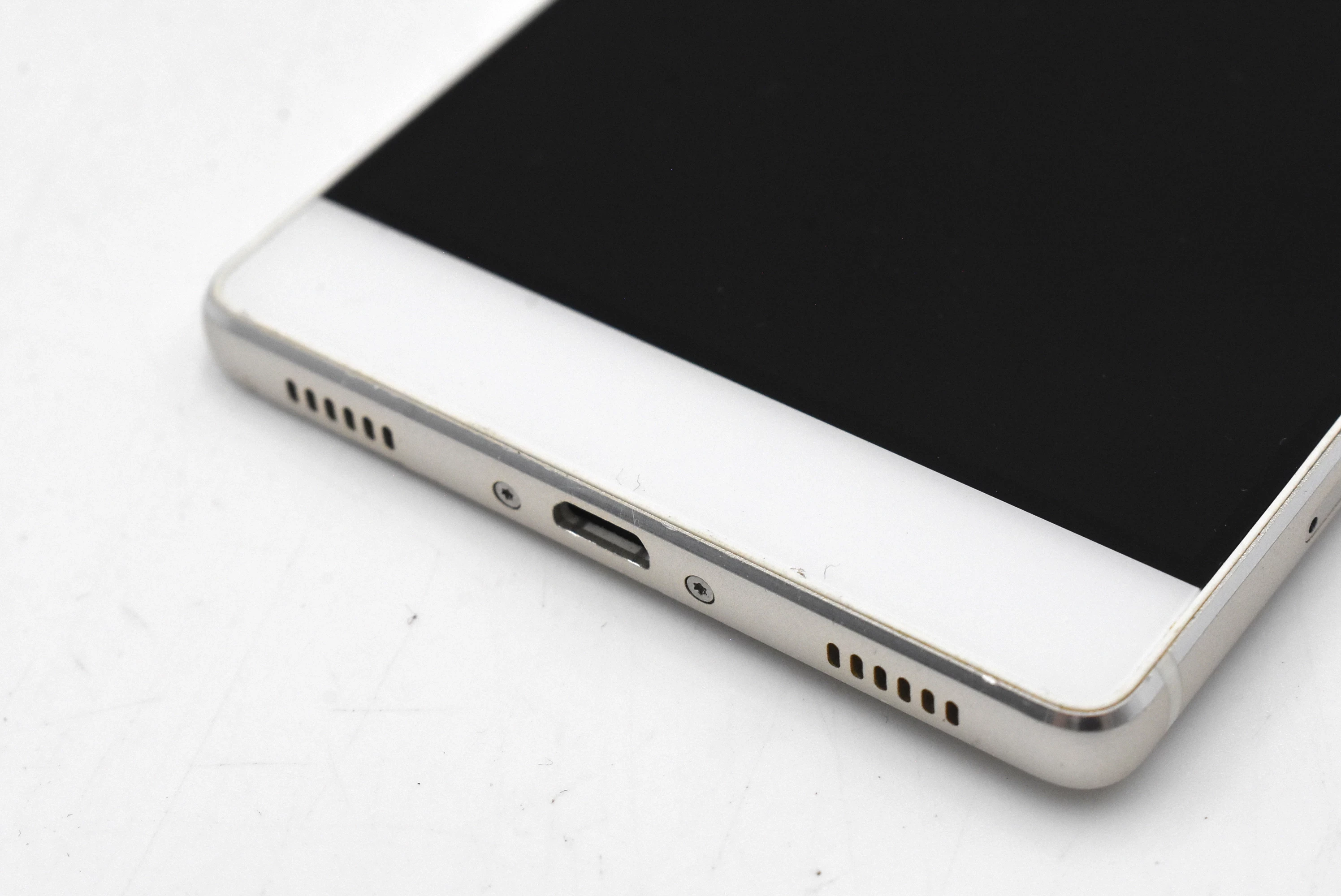 telefon-huawei-p8-3gb16gb-typ-202685-212929